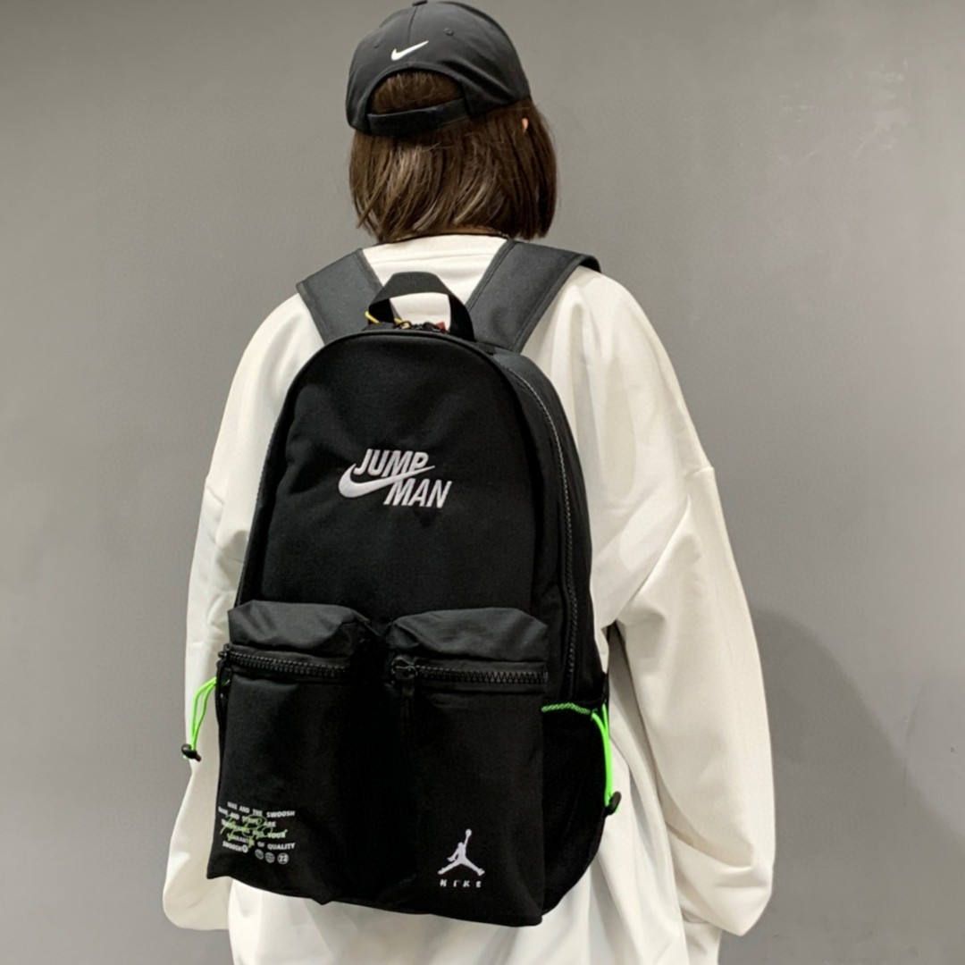 This Nike unisex large-pocket backpack looks absolutely stunning - Bag 8