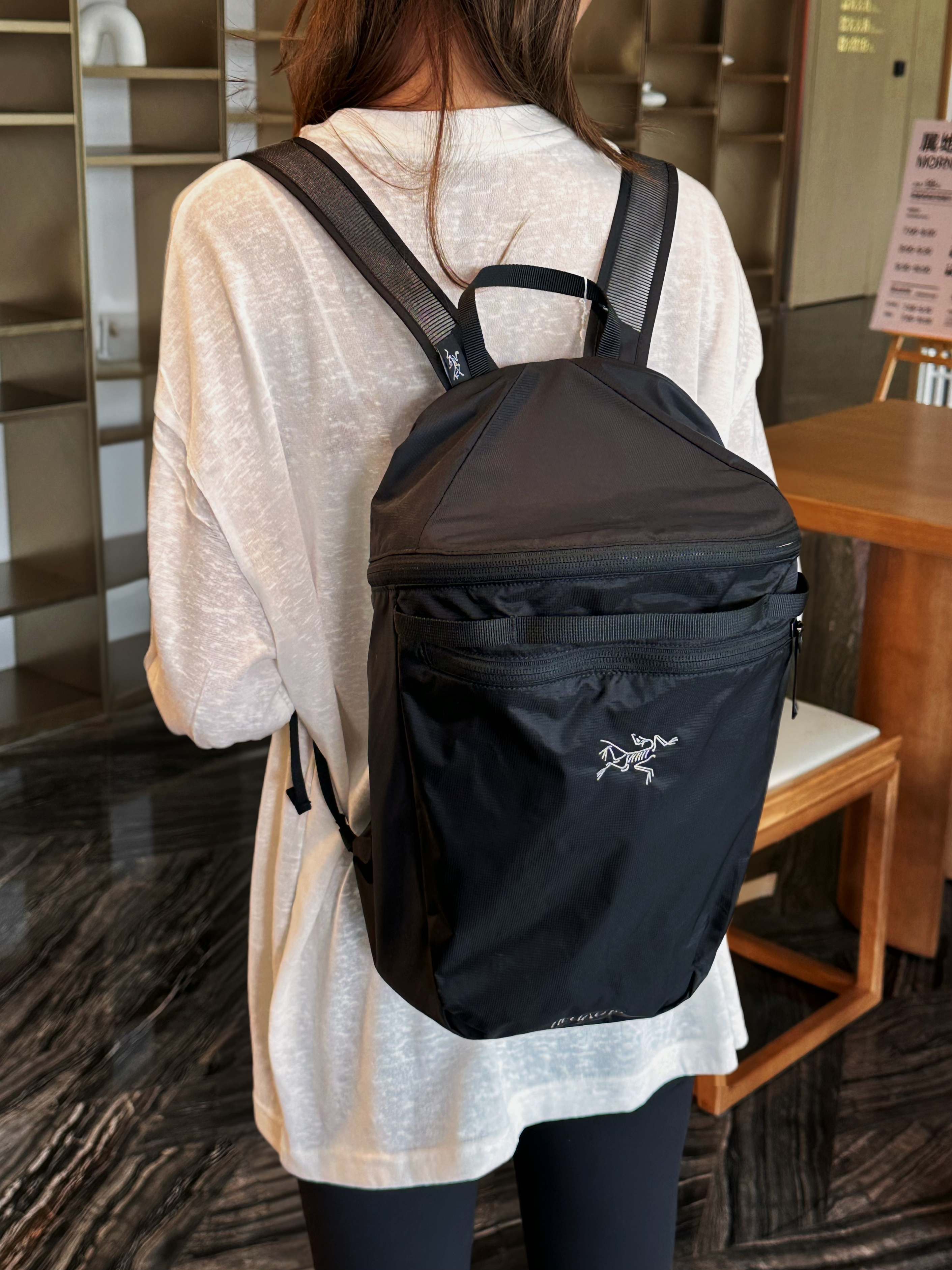 Alternative view of Shoulder Bag 04510