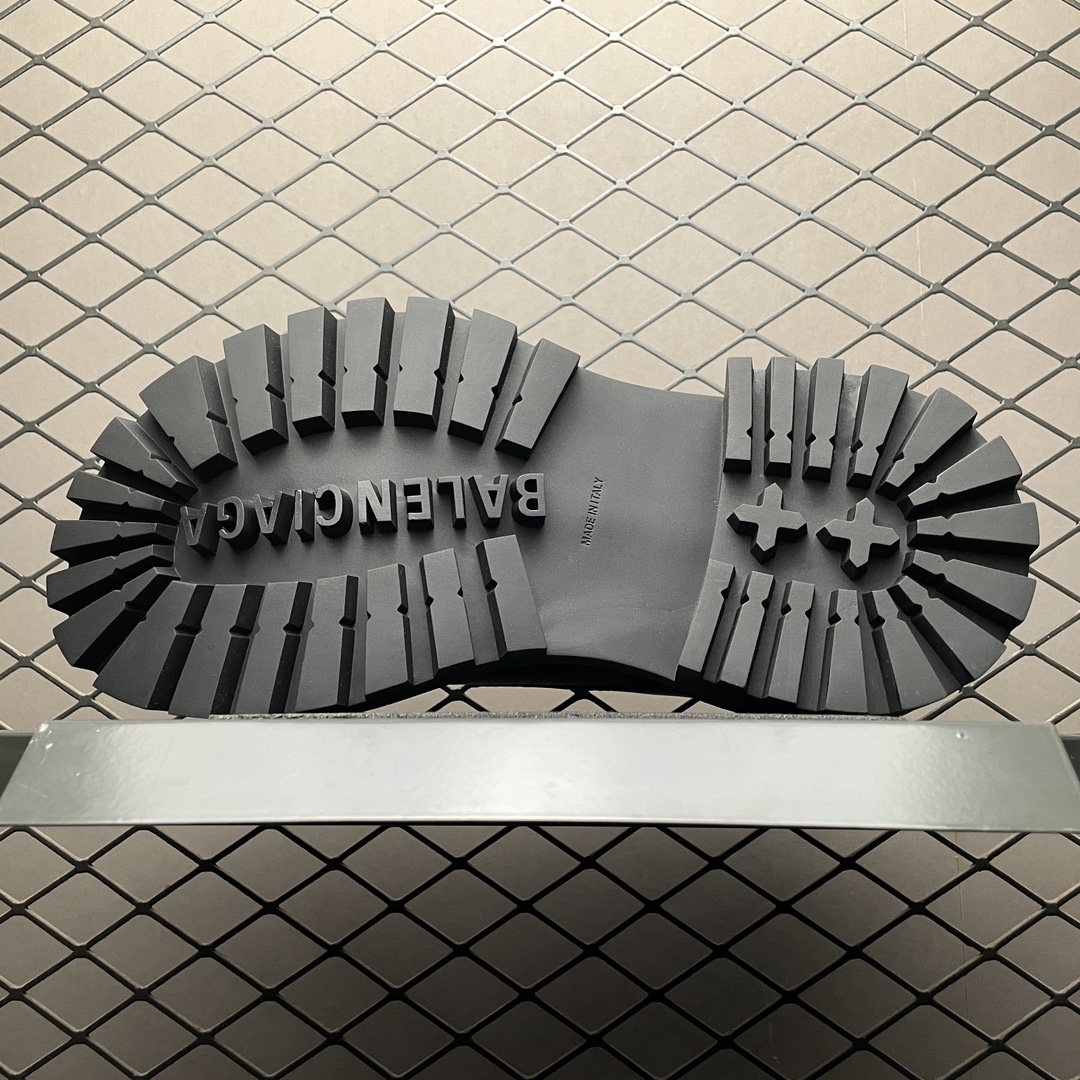 Balenciaga luxury designer shoes 5