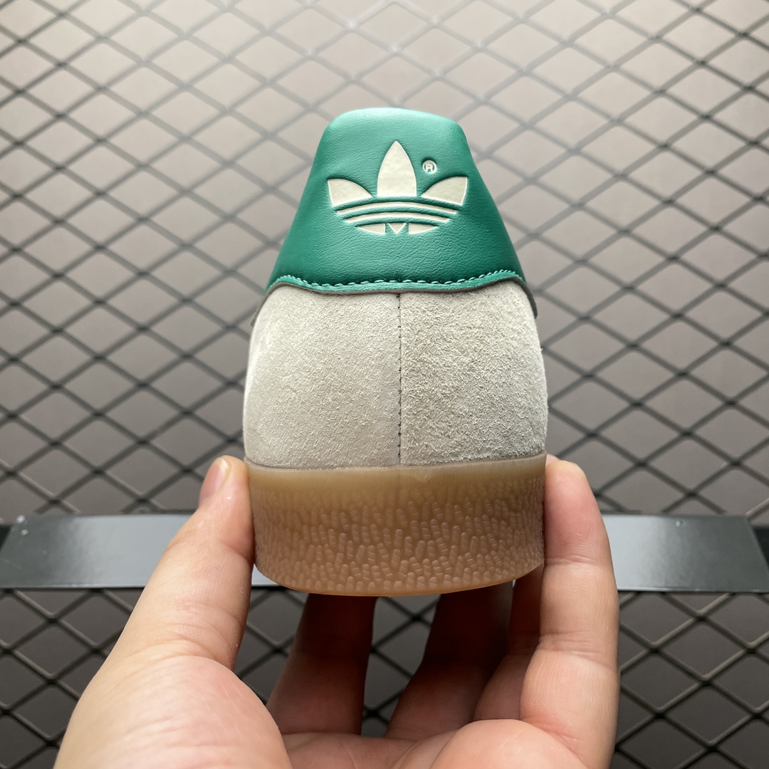 adidas Gazelle Low-Top Sneakers - Comprehensive 2