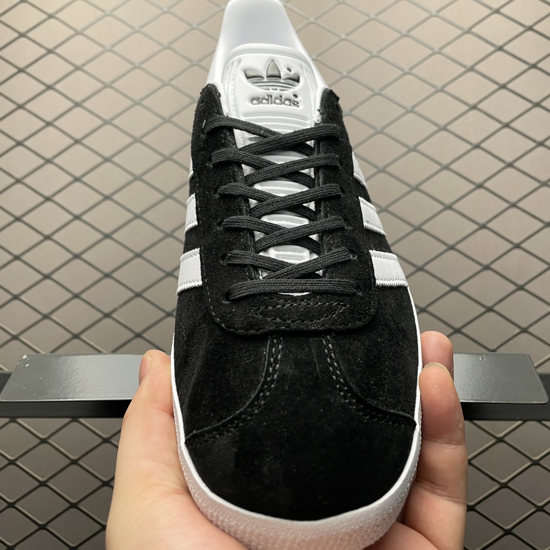 AD 阿迪 Gazelle 低帮运动休闲板鞋 BB5476 尺码:35 36 36.5 37 38 38.5 39 40 40.5 41 42 9