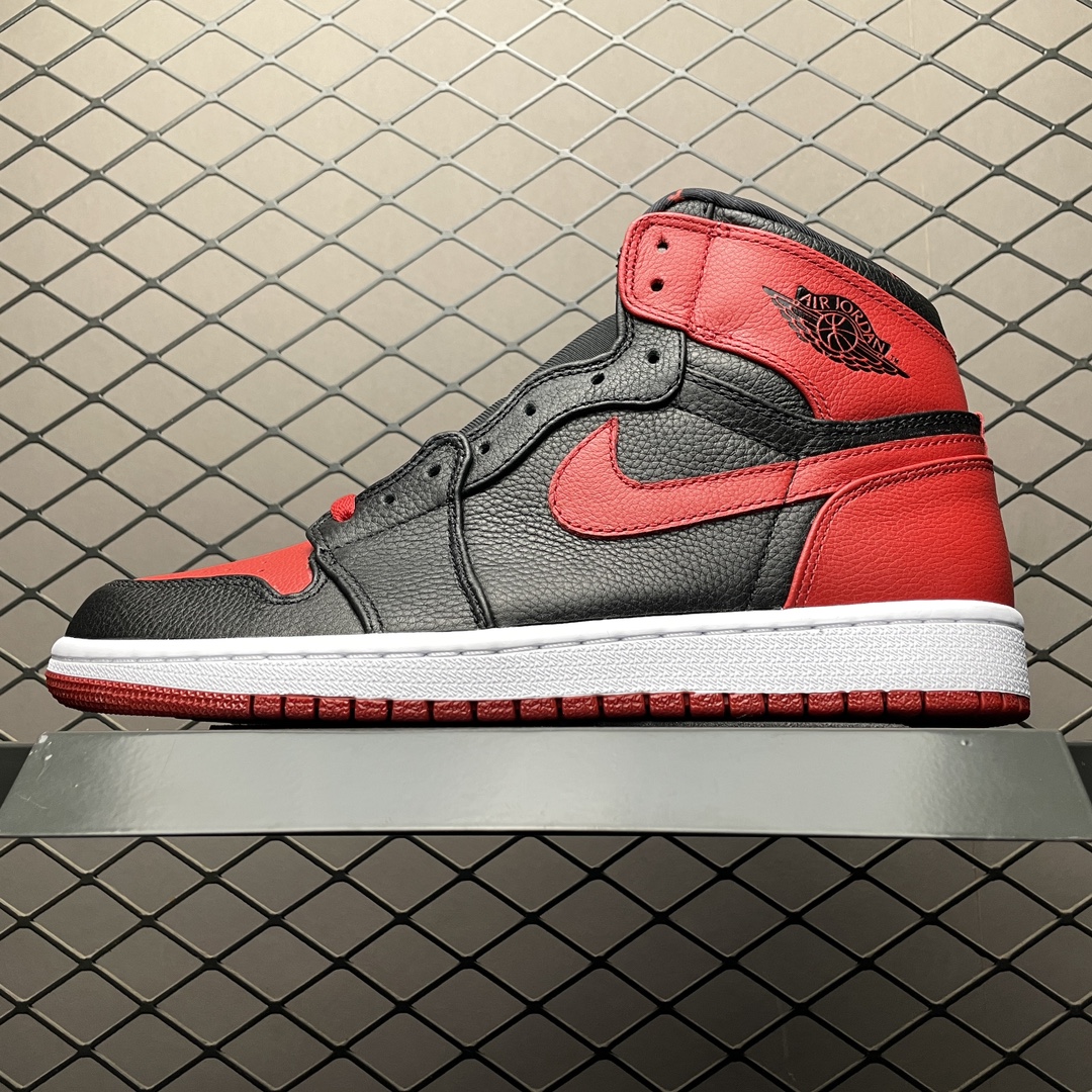 Air Jordan 1 High " Banned" 2011 AJ1 432001-001 3D 40.5 41 42 42.5 43 44 44.5 45 46 47.5 50OHUI75 Scarpe Scarpe Scarpe