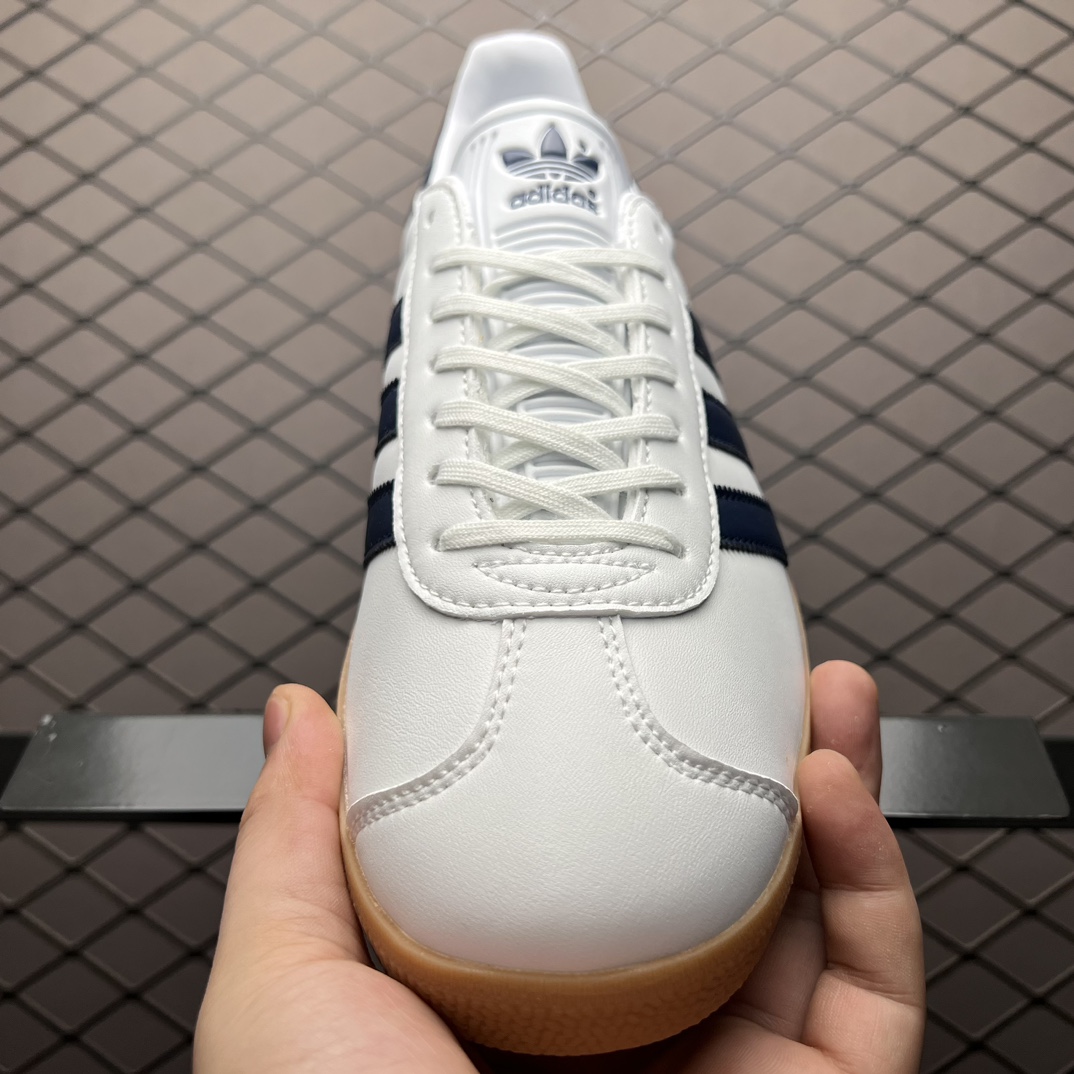 Adidas Gazelle Low-Top Sneakers - Comprehensive 9