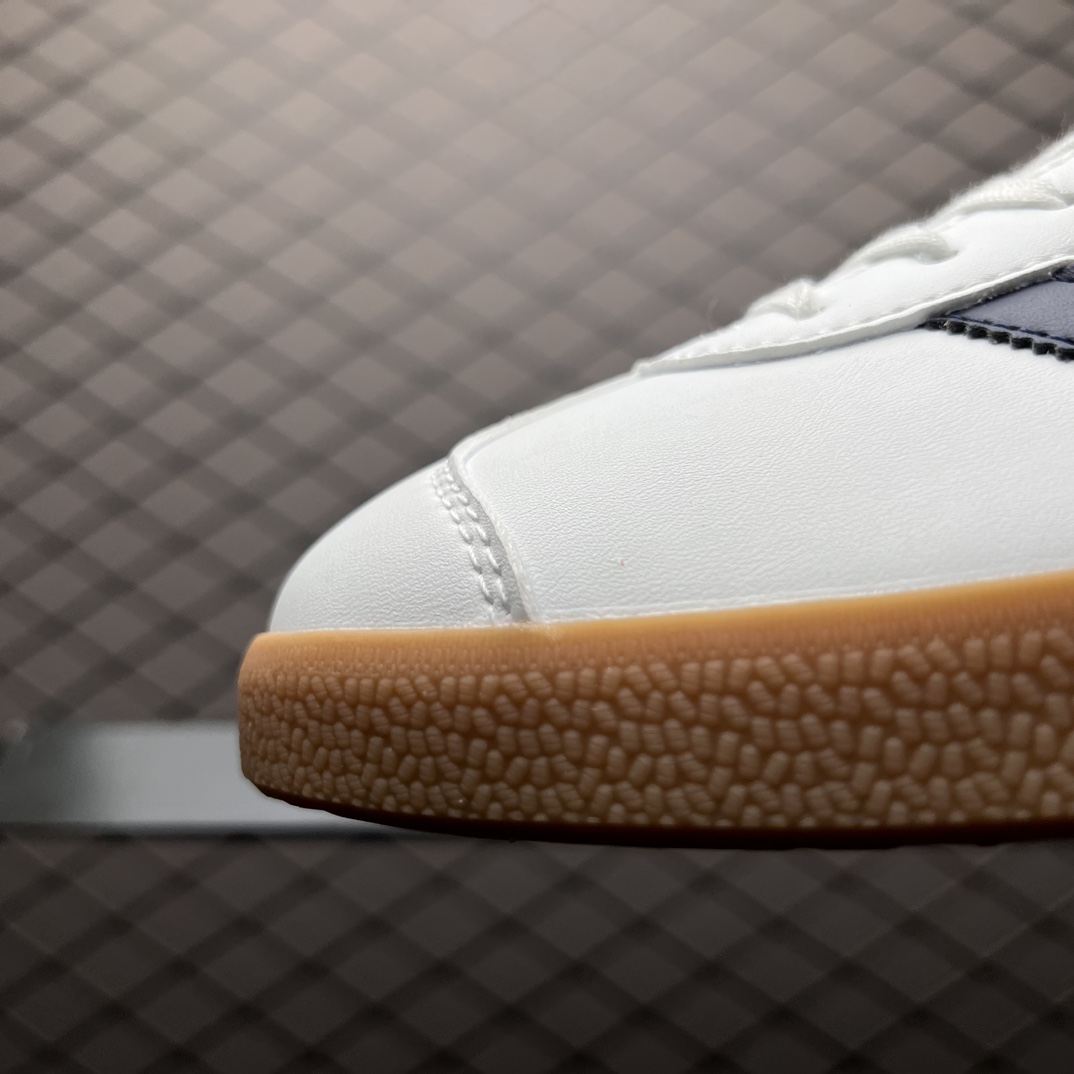 Adidas Gazelle Low-Top Sneakers - Comprehensive 6