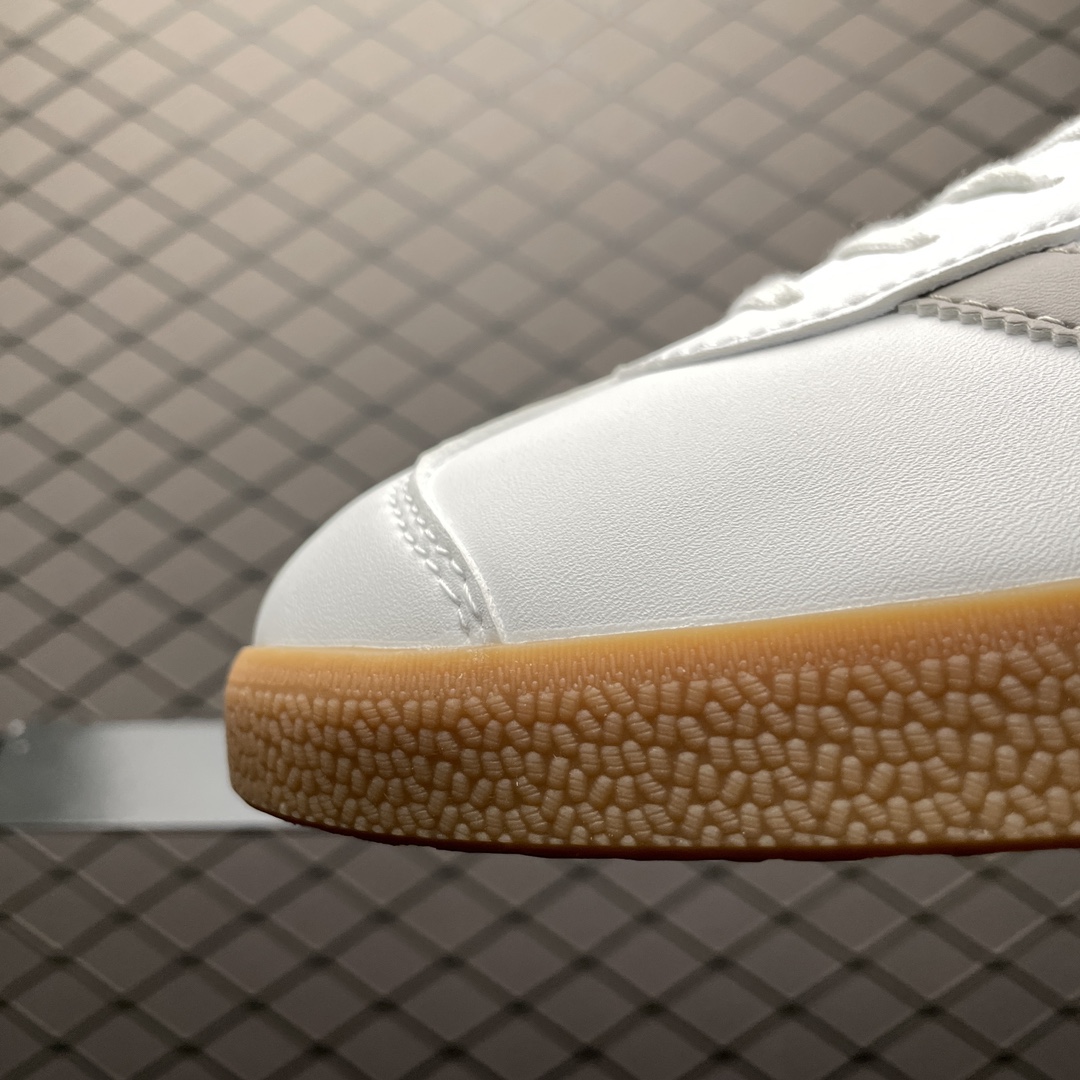 Adidas Gazelle Low-Top Sneakers - Comprehensive 6