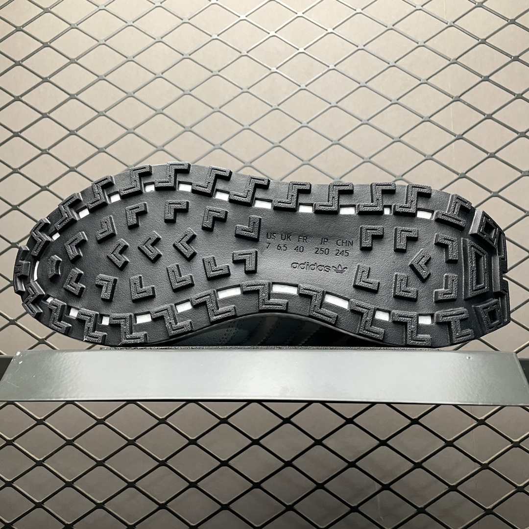adidas Retropy E5 Retro Lifestyle Running Shoes with BOOST Midsole - Comprehensive 5