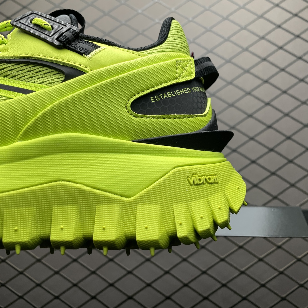 Moncler Trailgrip GTX Low-Top Outdoor Sneakers - Comprehensive 4
