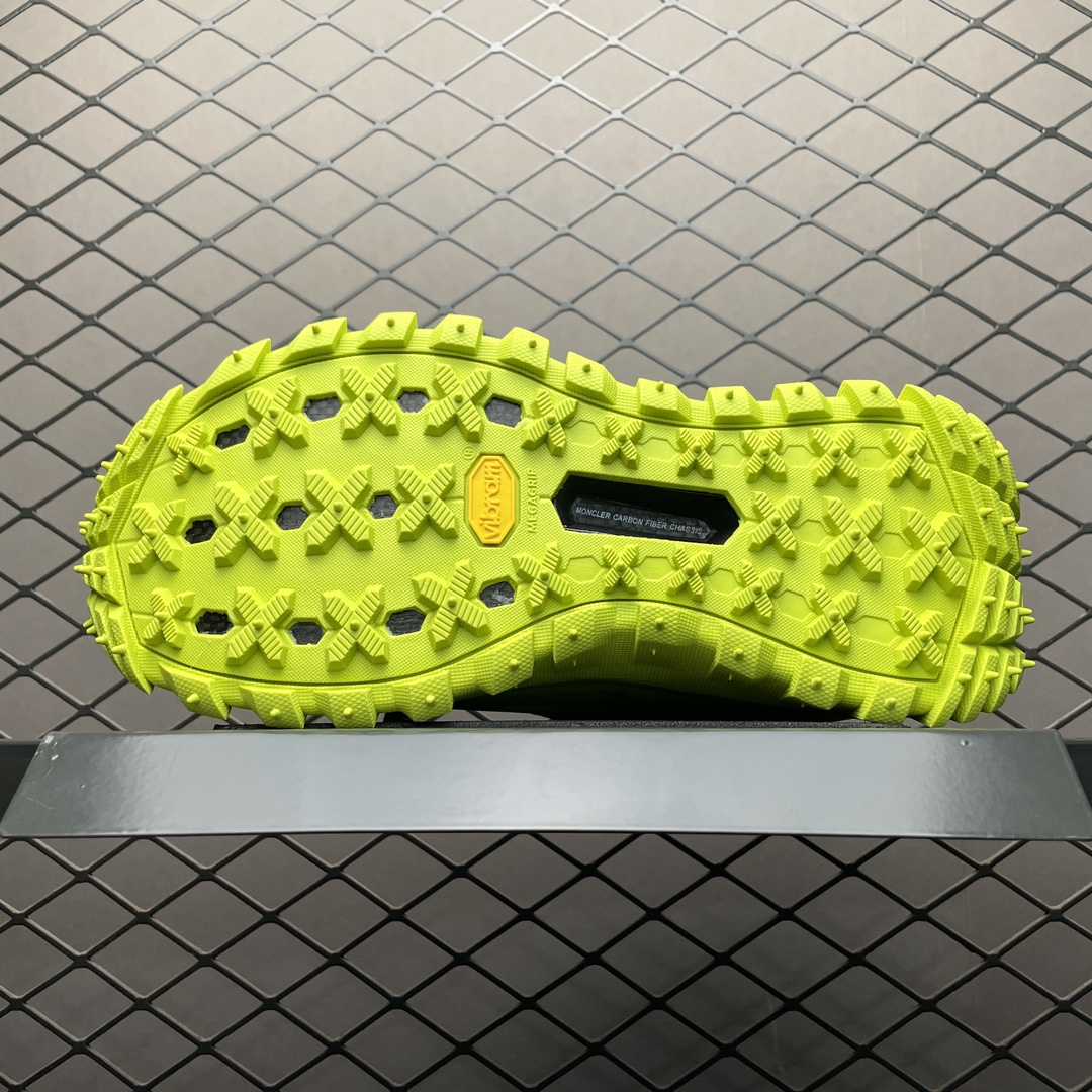 Moncler Trailgrip GTX Low-Top Outdoor Sneakers - Comprehensive 5