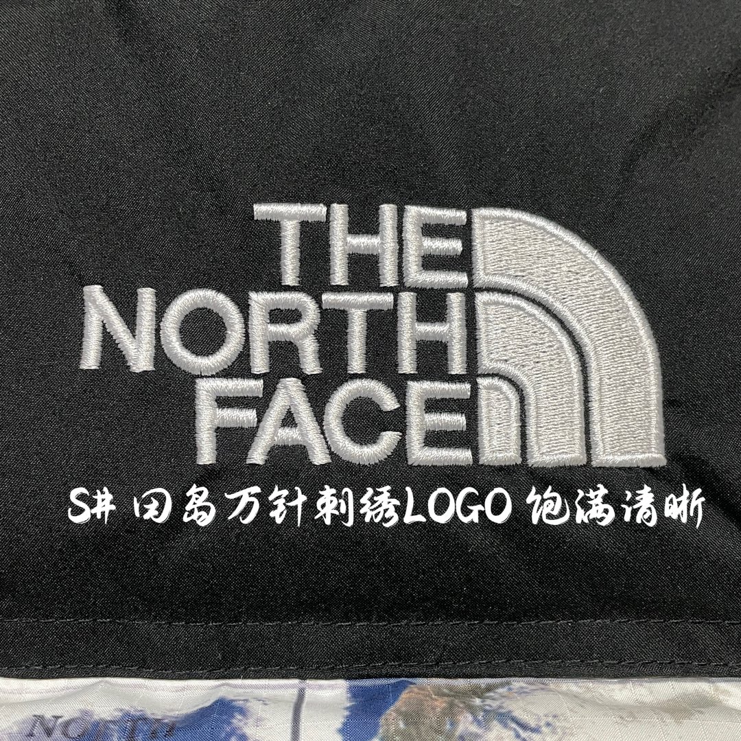 图片[5]-福利特价🔥S版 TNF 北面 Nuptse 地球款 袖标羽绒服 韩国出口同批次订单 高端零售 平台专供品质 刺绣采用进口田岛绣花 采用进口7号针 日本女皇绣线 保证每字饱满工 立体感清晰 内里填充国标羽绒，保暖性能更出色，轻便不厚重，压缩后的蓬松度恢复性好 原厂定制40D格子四级防水布料，内胆采用40T高密度胆布，防跑绒 并保证手感及膨松度，内里采用尼龙Nylon双重双层封禁设计，不会出现任何跑绒现象，内置抽拉绳扣的可调节下摆，可防风防寒 拉链采用吉田YKK原厂定制，刻字清晰，拉感完美顺滑不卡齿 辅料及扣子均采用原版一样铜芯弹簧【非市面铁芯弹簧】品质可随意对比 尺码：XS S M L XL XXL-选品中心