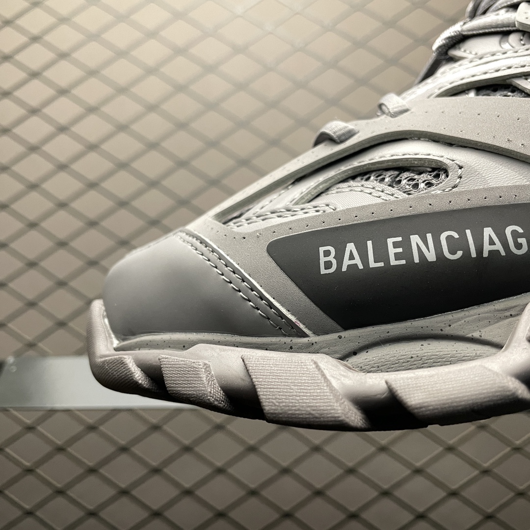 Balenciaga巴黎世家TrackSneaker巴黎世家三代户外概念复古老爹鞋全新外贸版本核心配合工