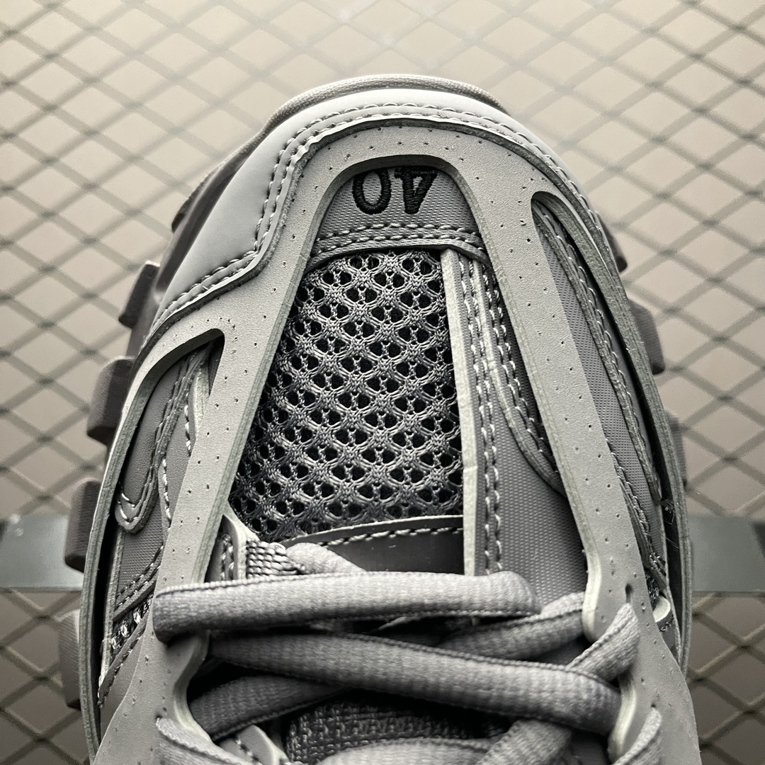 Balenciaga巴黎世家TrackSneaker巴黎世家三代户外概念复古老爹鞋全新外贸版本核心配合工