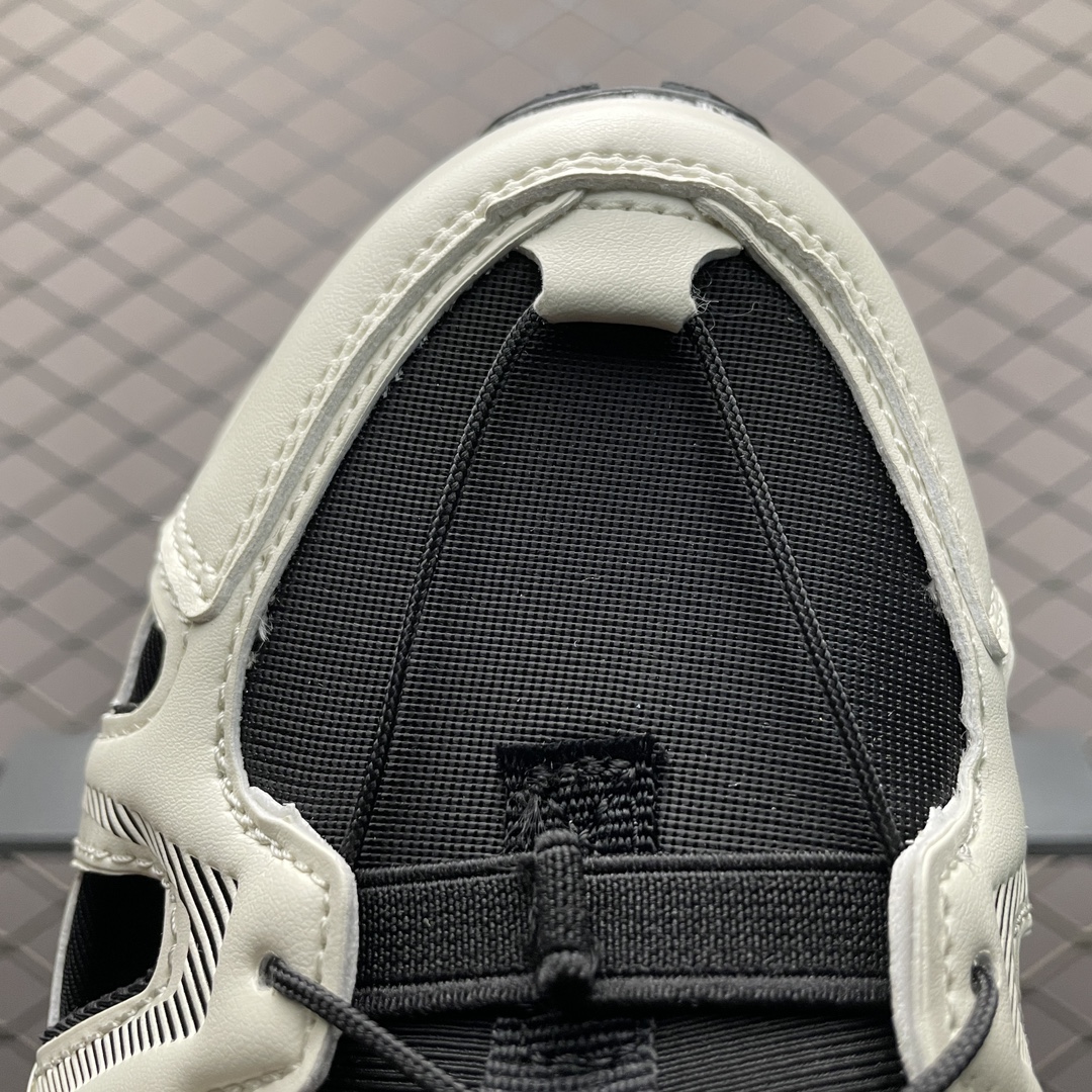   Asics 亚瑟士 GEL-Sonoma SE 休闲凉鞋 溯溪鞋 1203A408-200 尺码：3
