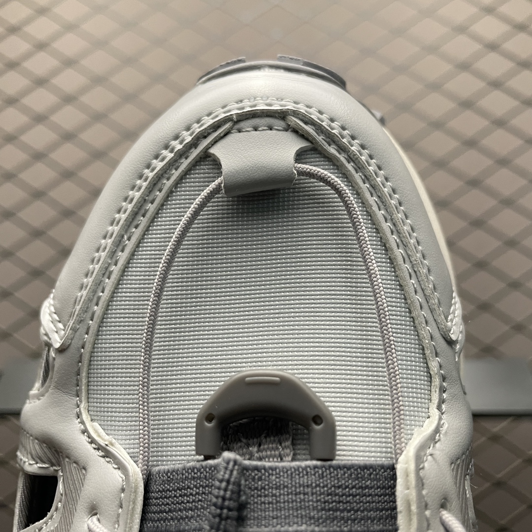   Asics 亚瑟士 GEL-Sonoma SE 休闲凉鞋 溯溪鞋 1203A670-020 尺码：3