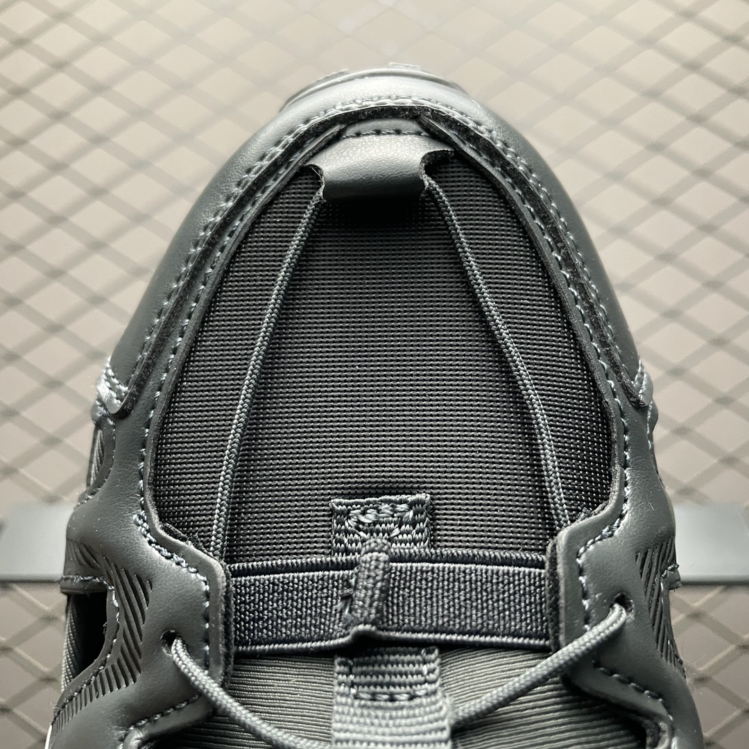   Asics 亚瑟士 GEL-Sonoma SE 休闲凉鞋 溯溪鞋 1203A408-020 尺码：3
