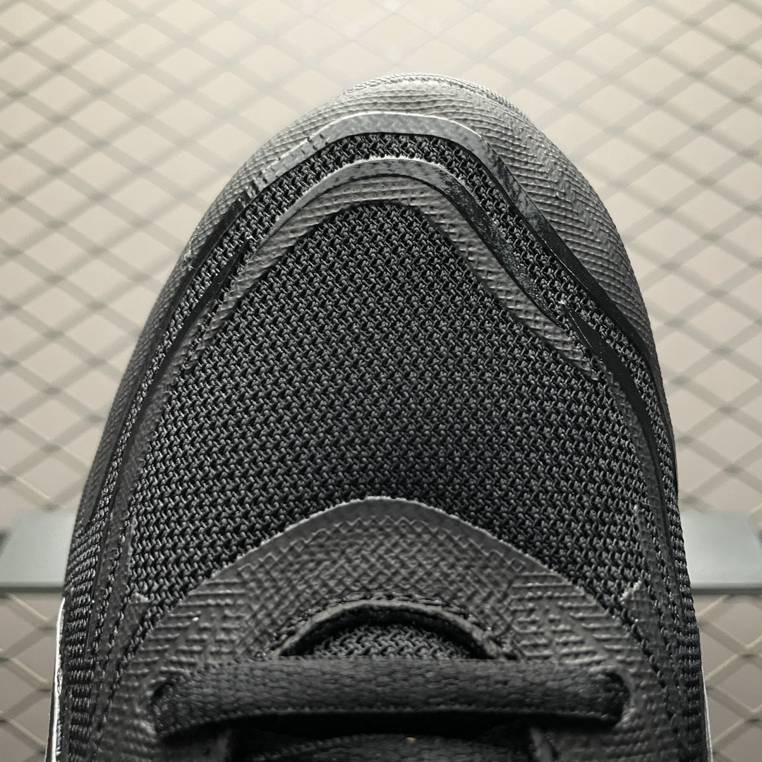   Asics 亚瑟士 GEL-Quantum 360 VIII 低帮运动休闲跑步鞋 1203A305-