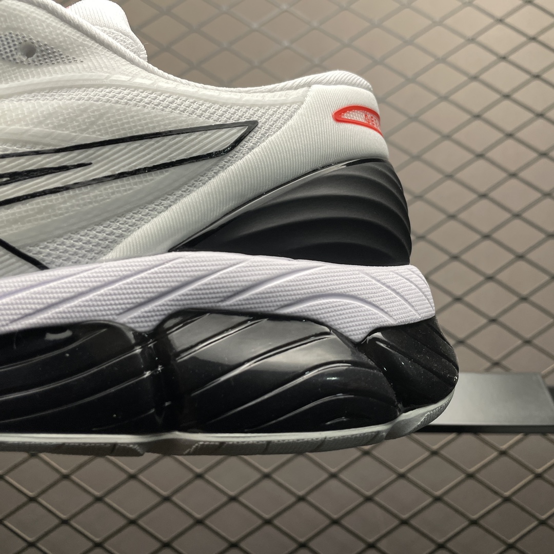   Asics 亚瑟士 GEL-Quantum 360 VIII 低帮运动休闲跑步鞋 1203A305-