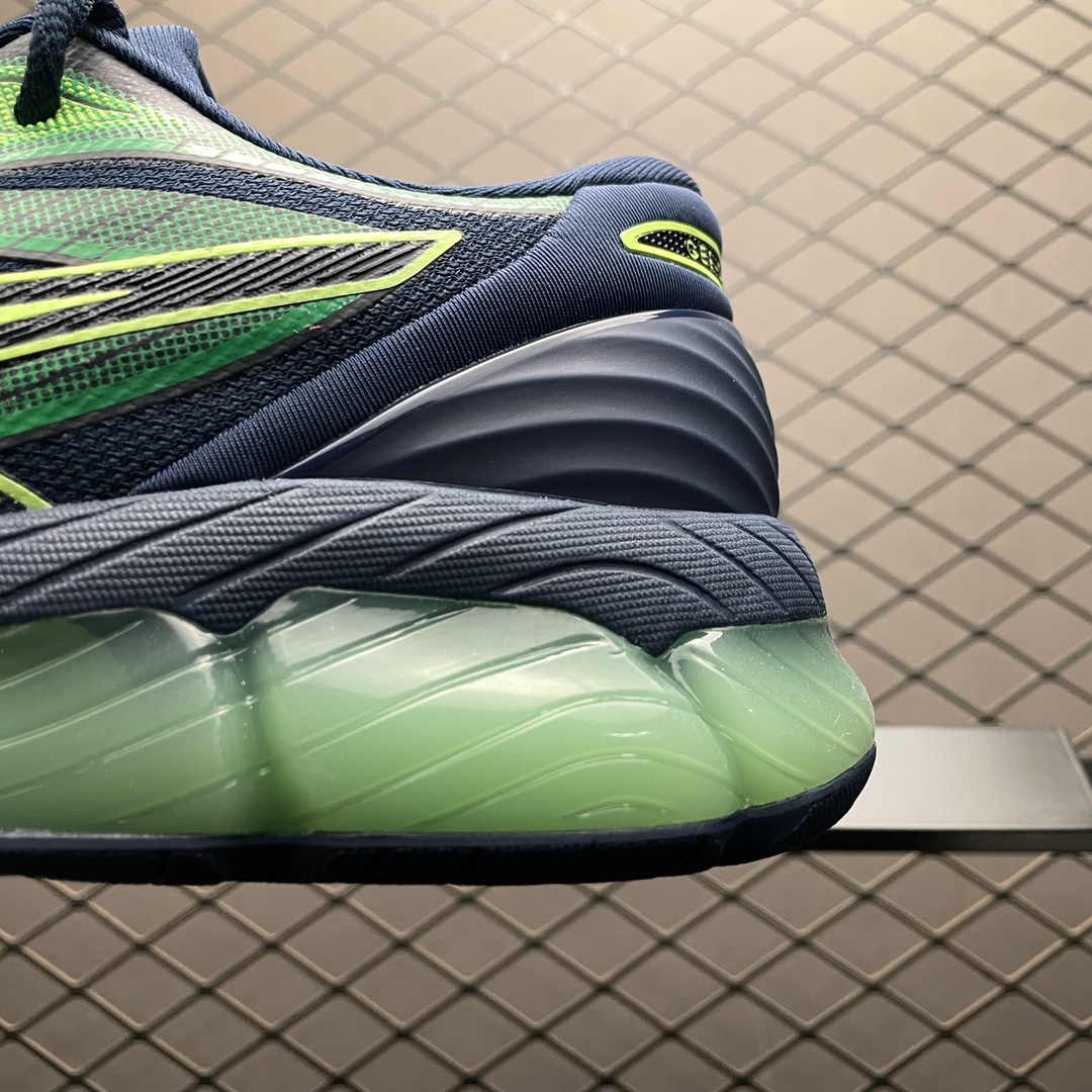   Asics 亚瑟士 GEL-Quantum 360 VIII 低帮运动休闲跑步鞋 1203A305-