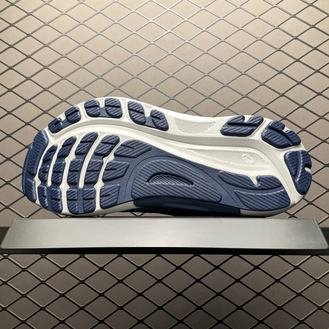   Asics 亚瑟士 GEL-Kayano 31 低帮运动休闲跑步鞋 1011B995-100 平台专