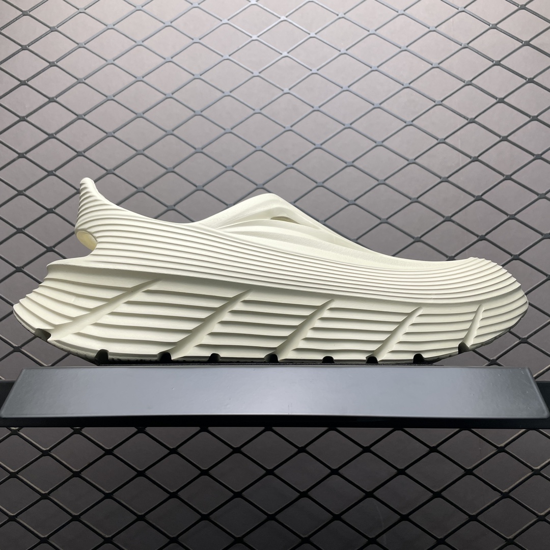   莞产原厂品质 HOKA ONE ONE 舒适休闲 超轻超弹力厚底轻量休闲凉鞋 包头拖鞋 洞洞鞋 原版