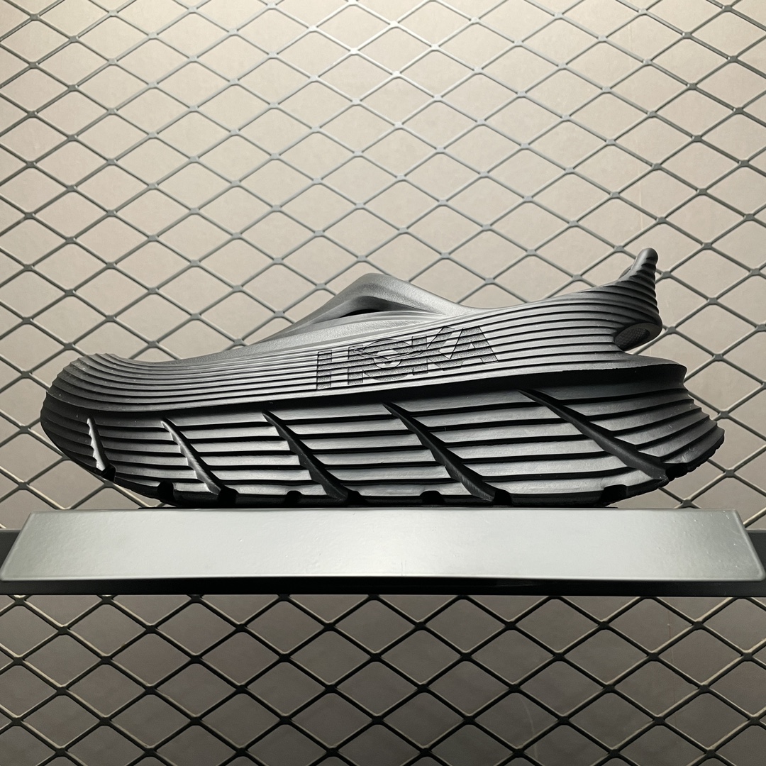   莞产原厂品质 HOKA ONE ONE 舒适休闲 超轻超弹力厚底轻量休闲凉鞋 包头拖鞋 洞洞鞋 原版