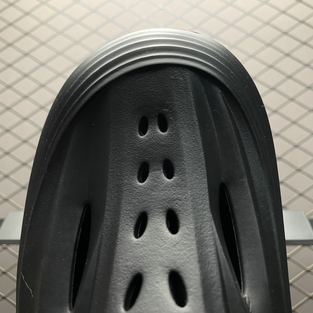   莞产原厂品质 HOKA ONE ONE 舒适休闲 超轻超弹力厚底轻量休闲凉鞋 包头拖鞋 洞洞鞋 原版