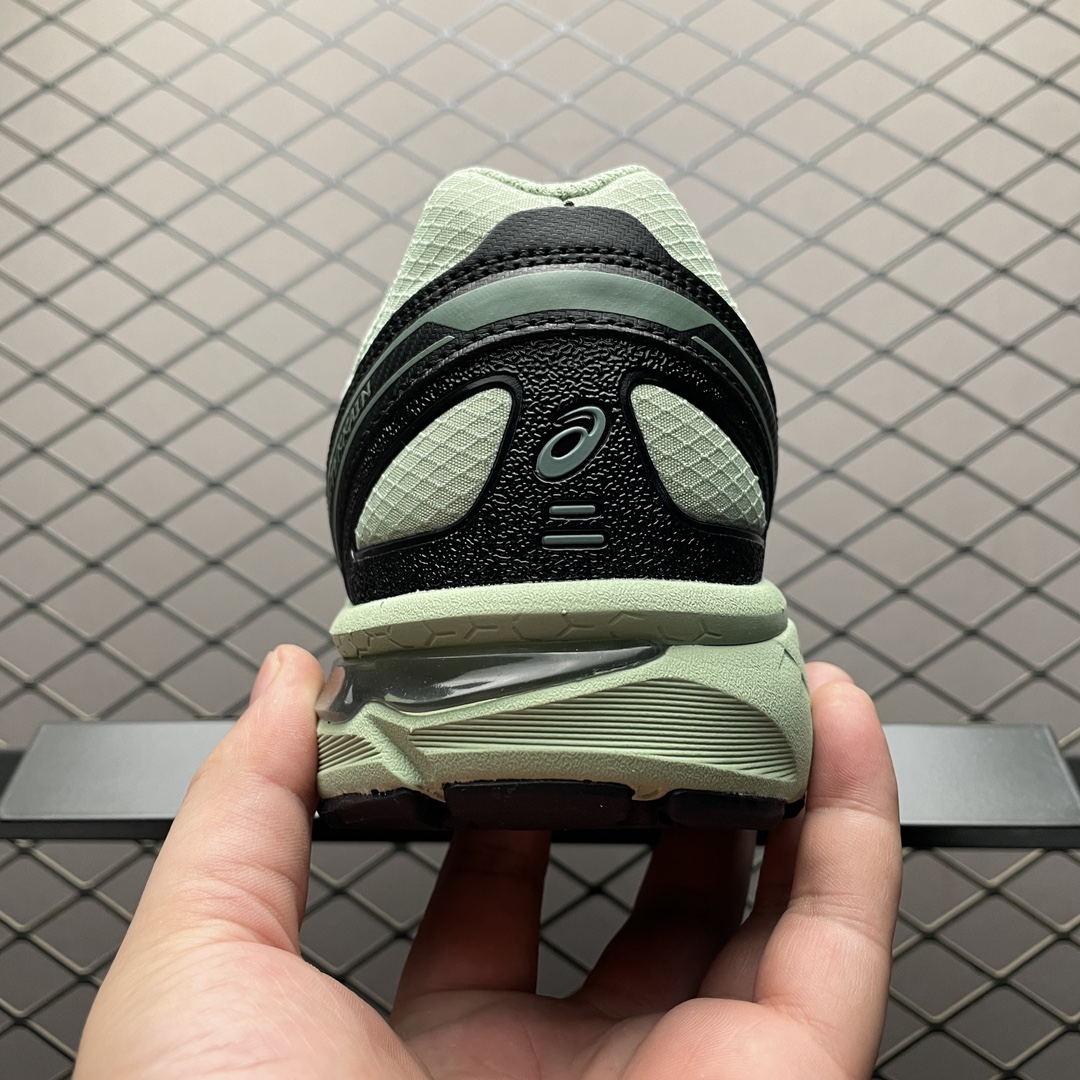   Asics 亚瑟士 GEL-Terrain 低帮运动休闲跑步鞋 1203A342-300 平台专供品