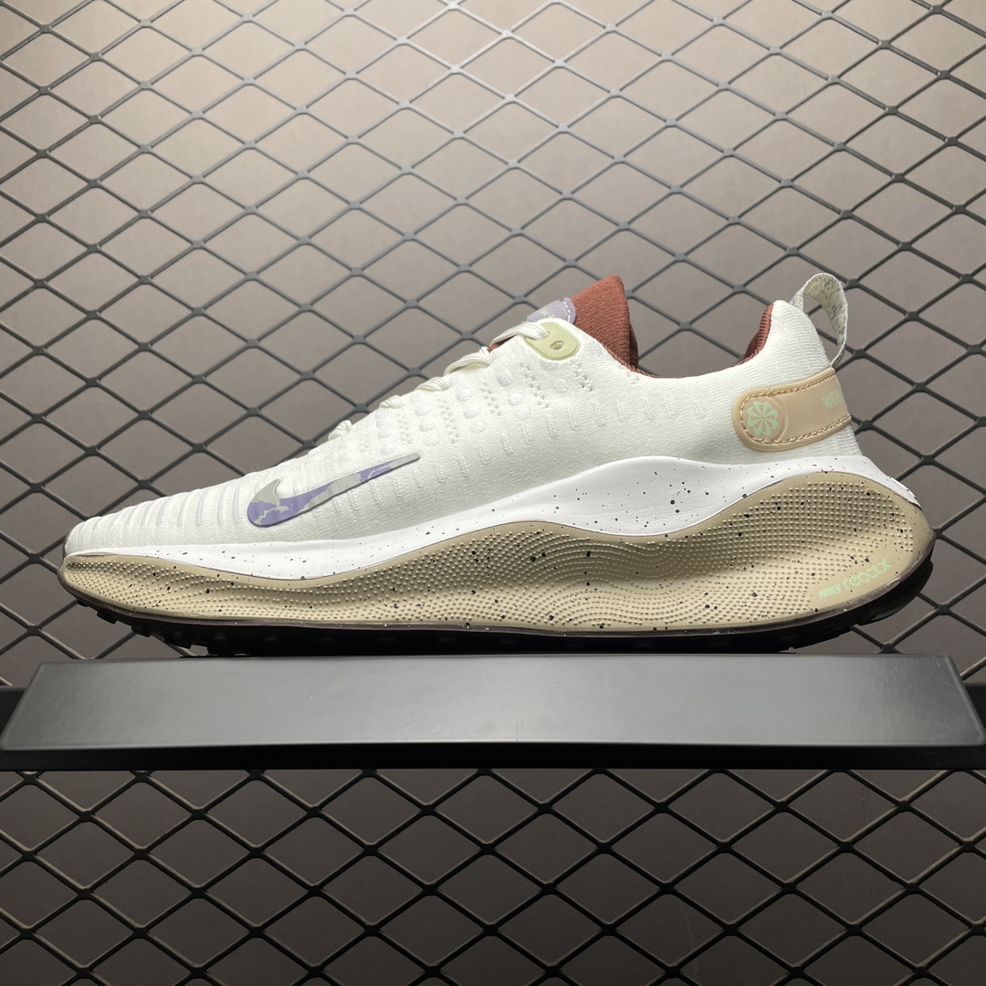 💰530 純原NK React Infinity Run 4 超輕網面跑步鞋 HF5710-101 尺碼：39 40 40.5 41 42 42.5 43 44 44.5 45 編號：23TDEF60