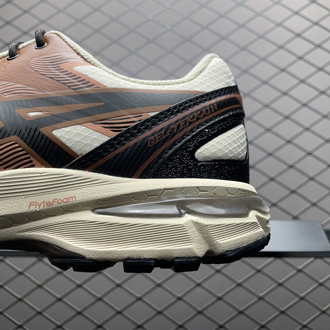   Asics 亚瑟士 GEL-Terrain 低帮运动休闲跑步鞋 1203A342-250 平台专供品