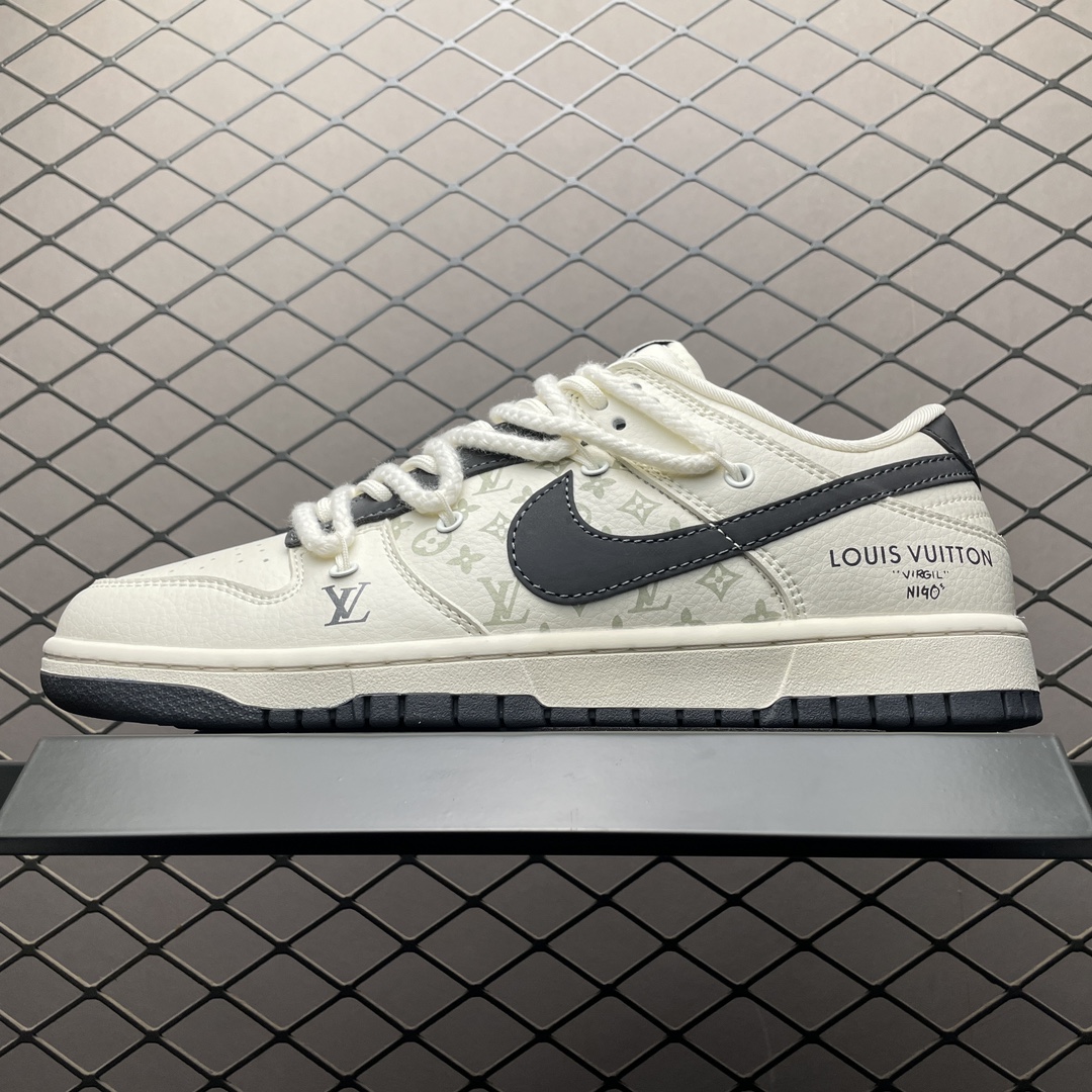 💰660 純原NK Dunk Low 客制款 低幫休閒板鞋 SJ2068-260 尺碼：36 36.5 37.5 38 38.5 39 40 40.5 41 42 42.5 43 44 44.5 45 編號：35YEFF511