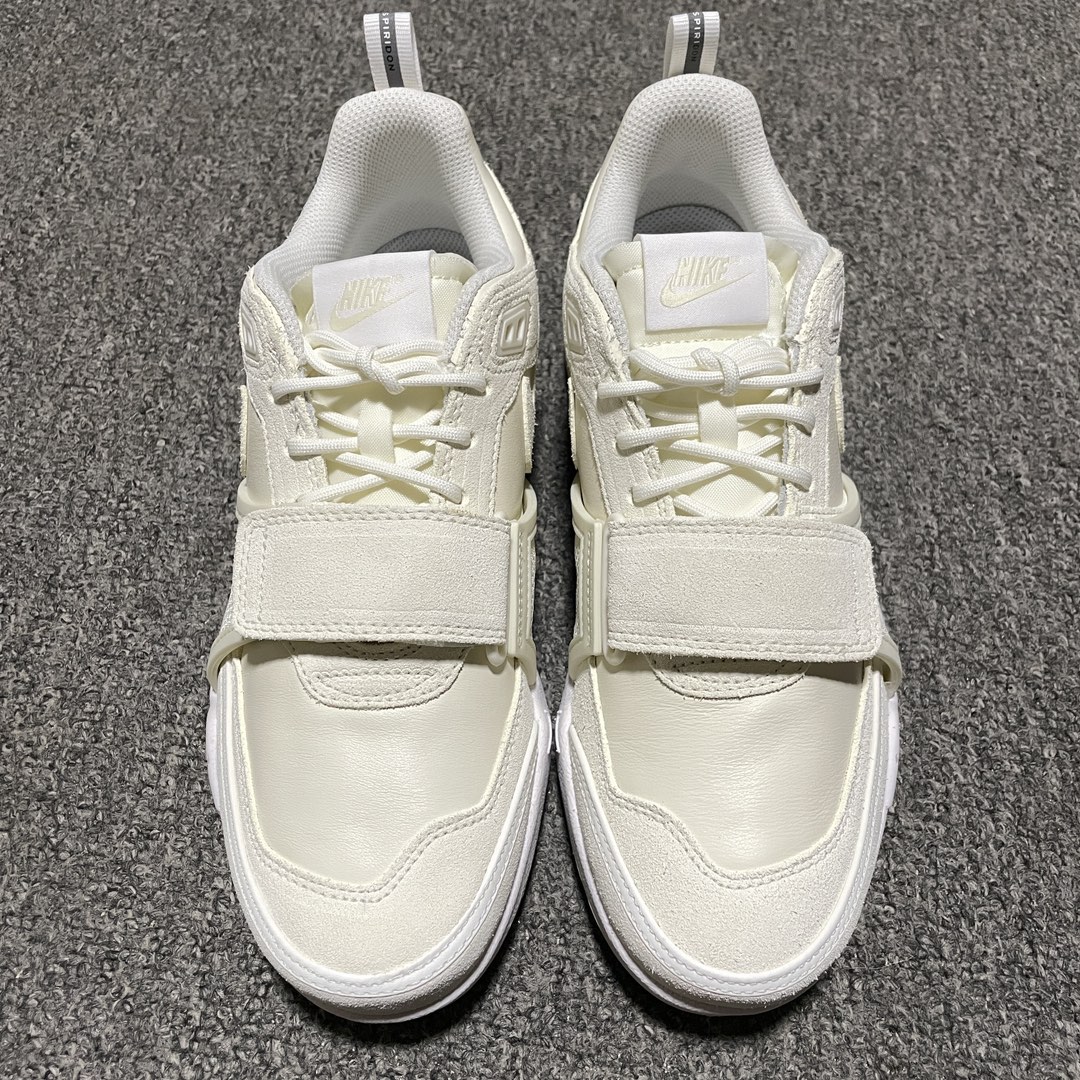 特价s2纯原版 Travis Scott x Nike Shark-A-Don 尺码：41-48.5 ，