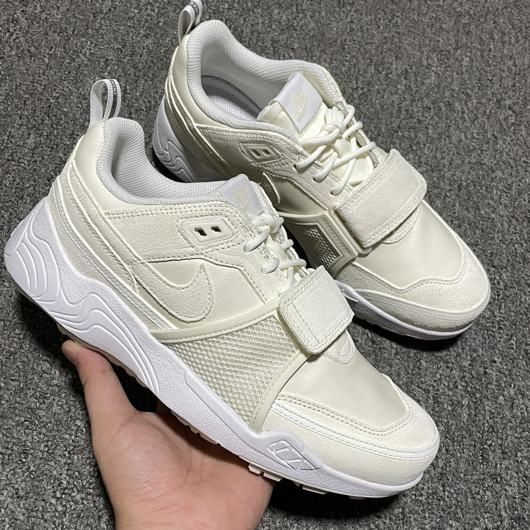 特价s2纯原版 Travis Scott x Nike Shark-A-Don 尺码：41-48.5 ，