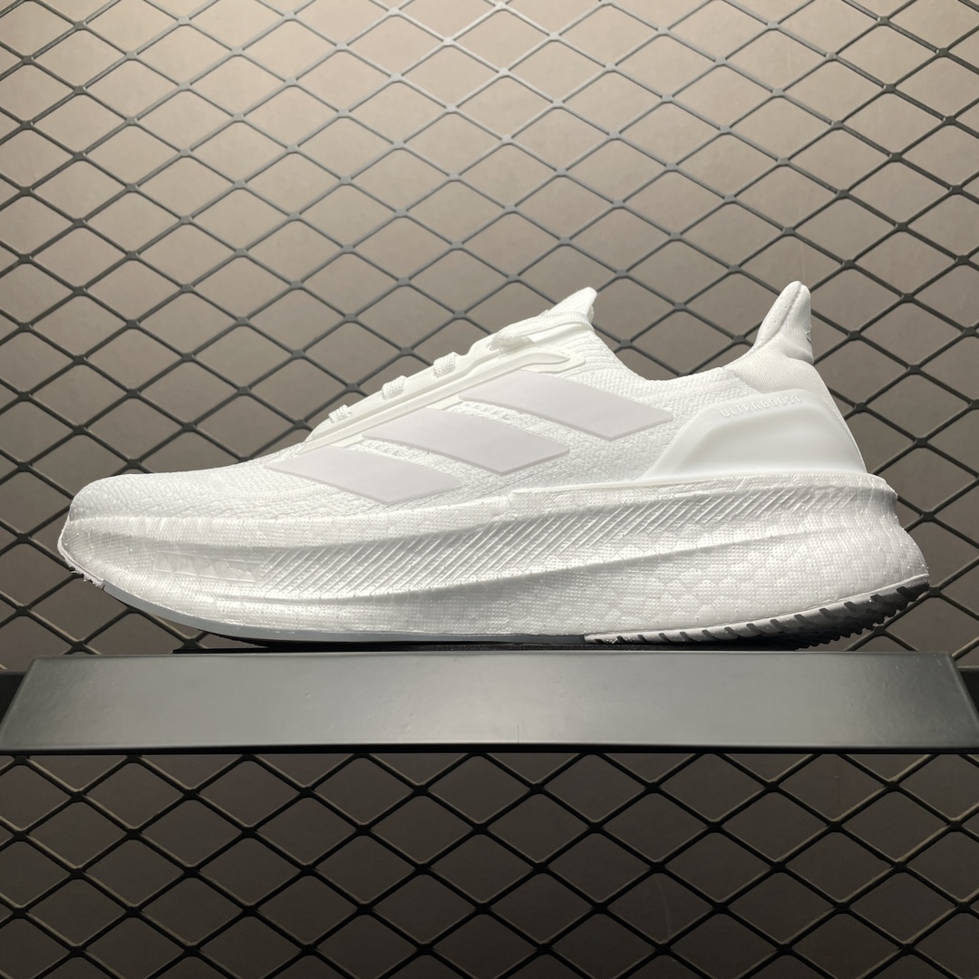 💰569 純原AD 阿迪 Ultra Boost 5X 超彈力爆米花中底休閒跑步鞋 JH7245 尺碼：39 40 40.5 41 42 42.5 43 44 44.5 45 46 46.5 47 48 編號：27TDEE101