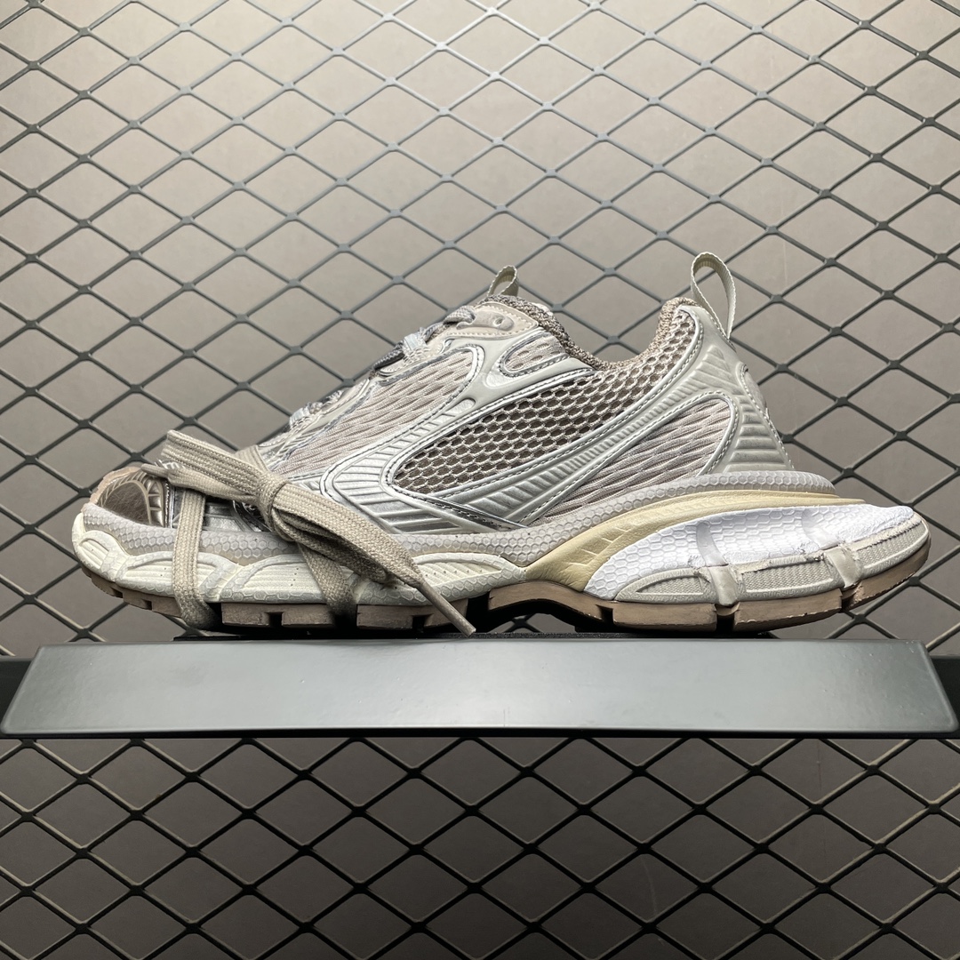 💰769 純原Balenciaga 巴黎世家 Phantom Sneaker 3XL 復古老爹鞋 巴黎世家十代 官方全套配件鞋盒 鞋帶 防塵紙配套齊全 尺碼：35 36 37 38 39 40 41 42 43 44 45 46 注意：尺