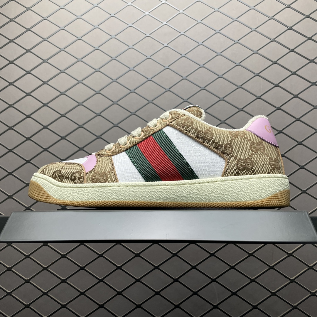 💰750 Gucci 古馳 Screener GG琺琅 復古老爹板鞋 海淘代購專供品質 正確楦型 正確固特異無膠走線工藝 配件齊全 進口皮料/原版毛巾內裡 匠心打造 其用料及細節已爭取最大限度還原 實拍如圖 所見即所得 謹防混賣 尺碼：3