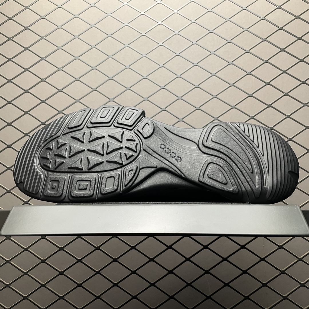 图片[5]-Ecco 爱步BIOM 透气健步鞋 516108 防滑跑步鞋 健步C系列新款 黄景瑜同款 牛皮鞋面 纹理自然，柔韧耐穿 BIOM自然律动科技鞋楦，符合人体工学，带来裸足体验 气垫中底 带来轻盈舒适的上脚感受 橡胶外底，适应多种地形，防滑耐磨，强劲抓地 鞋面和鞋底一体成型合脚耐穿 城市运动 自在逸步 尺码：38 39 40 41 42 43 44 皮鞋码-选品中心