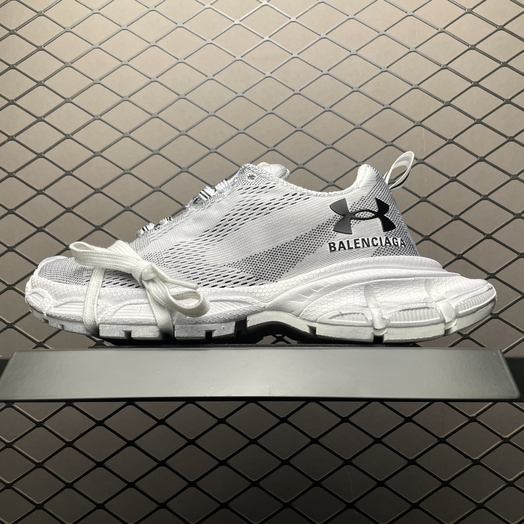 💰760 純原Under Armour x Balenciaga 巴黎世家 3XL 安德瑪聯名復古老爹鞋 巴黎世家十代 官方全套配件鞋盒 鞋帶 防塵紙配套齊全 尺碼：35 36 37 38 39 40 41 42 43 44 45 46 