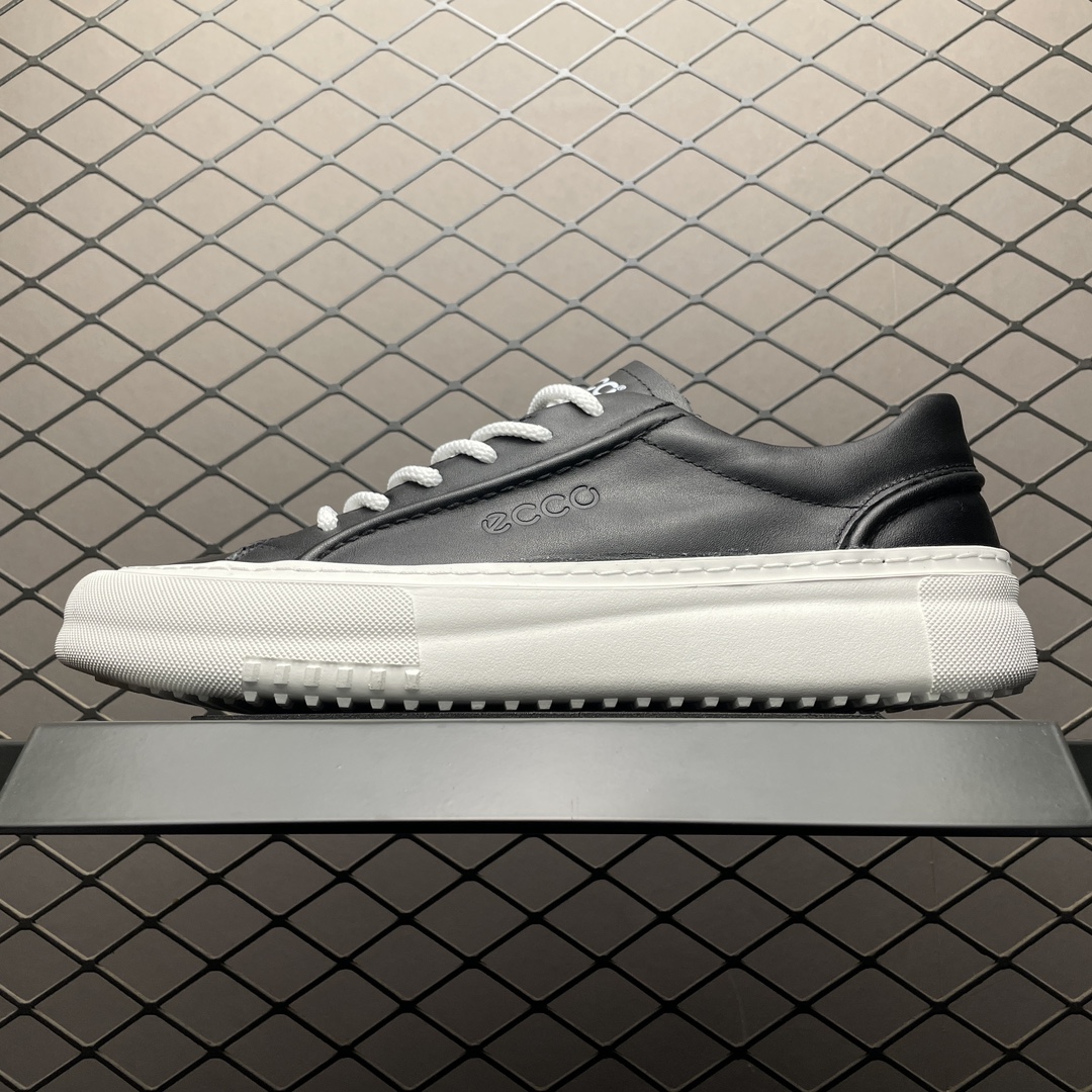 ECCO 爱步 秋冬新款 柔酷系列 503198 低帮休闲板鞋 头层小牛皮面料打造 鞋底采用顶级TPR环保材料 简约款式设计整体感觉高级感十足 尺码：38 39 40 41 42 43 44 比运动鞋偏大一码-选品中心