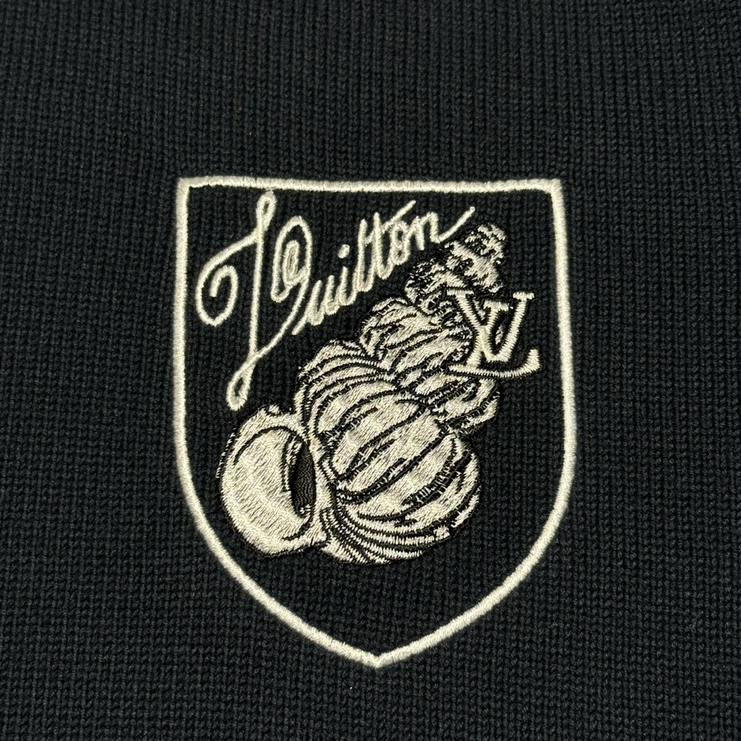 图片[4]-S# LV 海螺 四排扣 高捻毛毛衣 真正原版开发 高端零售专供 品质保证 100%放心出街 尺码：S M L XL-选品中心