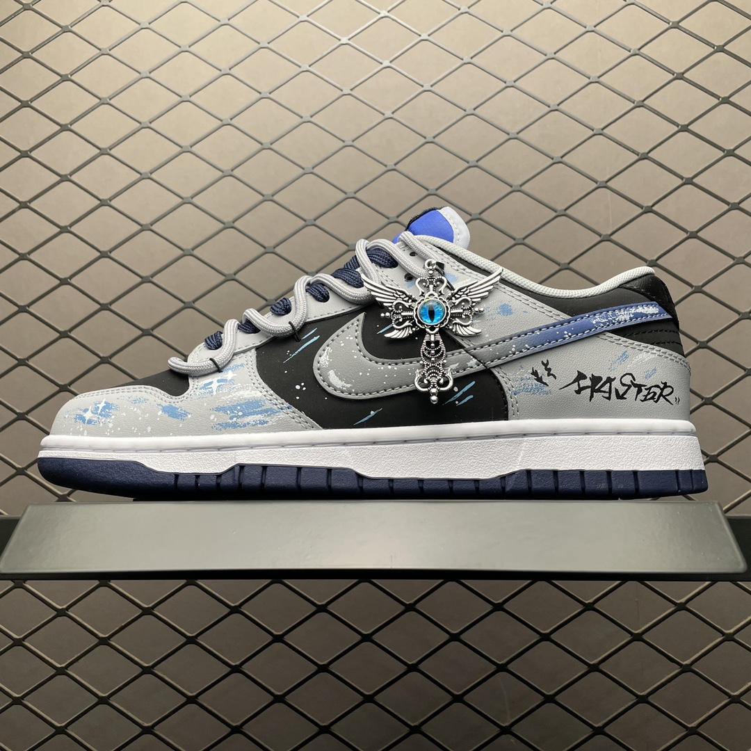 💰620 純原NK Dunk Low 客制款 低幫休閒板鞋 FQ8826-100 尺碼：40 40.5 41 42 42.5 43 44 44.5 45 46 編號：31YEFFJ