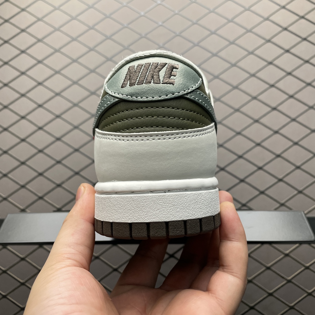 Nike Dunk Low "Year Of The Snake" Casual Sneakers HV5980-231 2 i1733325691 2011 4