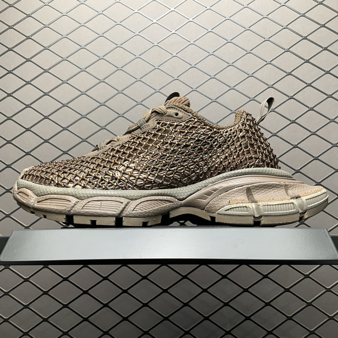 💰820 純原Balenciaga 巴黎世家 3XL 復古老爹鞋 巴黎世家十代 官方全套配件鞋盒 鞋帶 防塵紙配套齊全 尺碼：35 36 37 38 39 40 41 42 43 44 45 46 注意：尺碼偏大 編號：53UFTU75