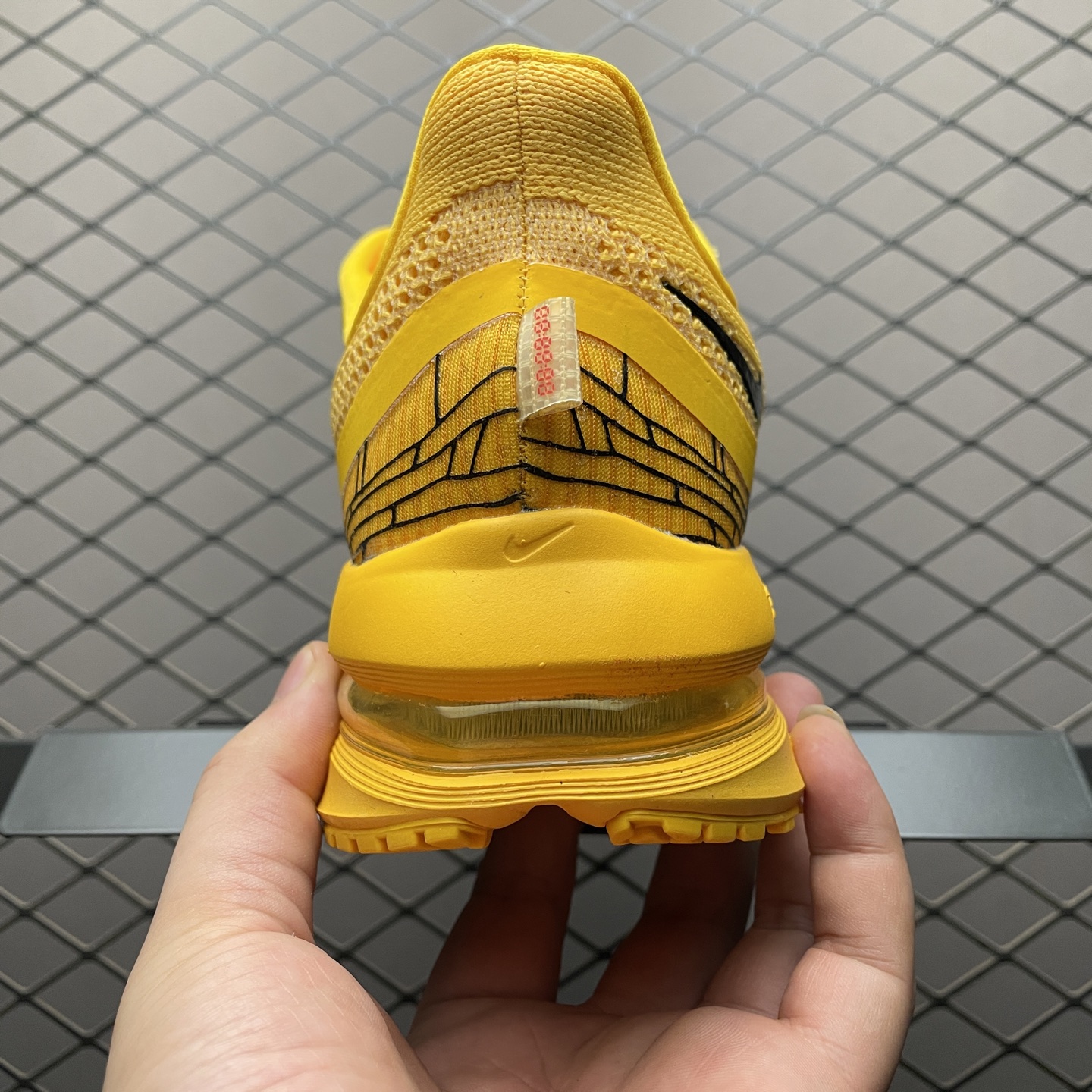 NK Pegasus Premium 全掌纤维气垫网面跑步鞋 IH3256-700 尺码：35.5 36