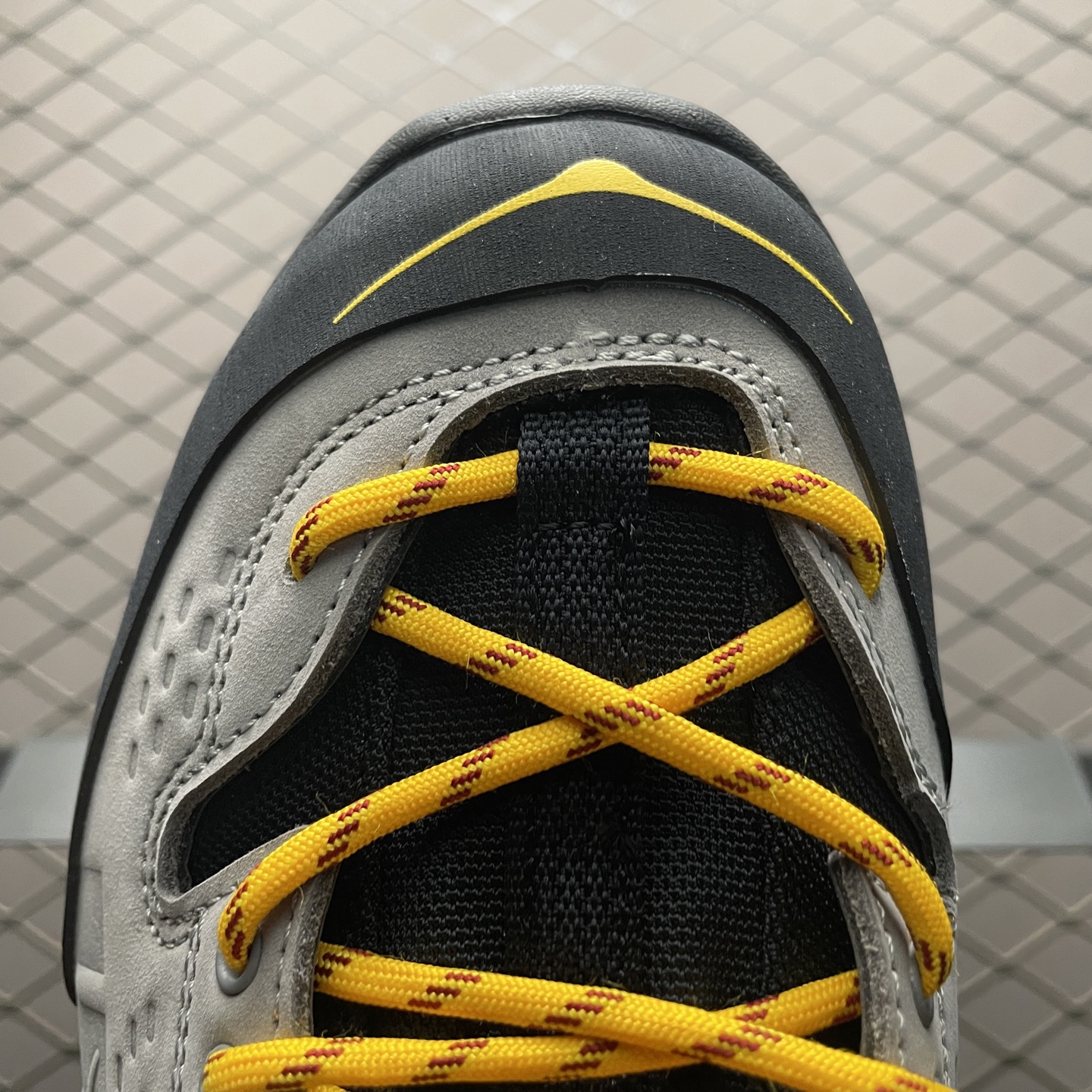 纯原 原厂防泼水 HOKA ONE ONE Tor Ultra HI 舒适休闲 减震防滑耐磨 联名款高帮