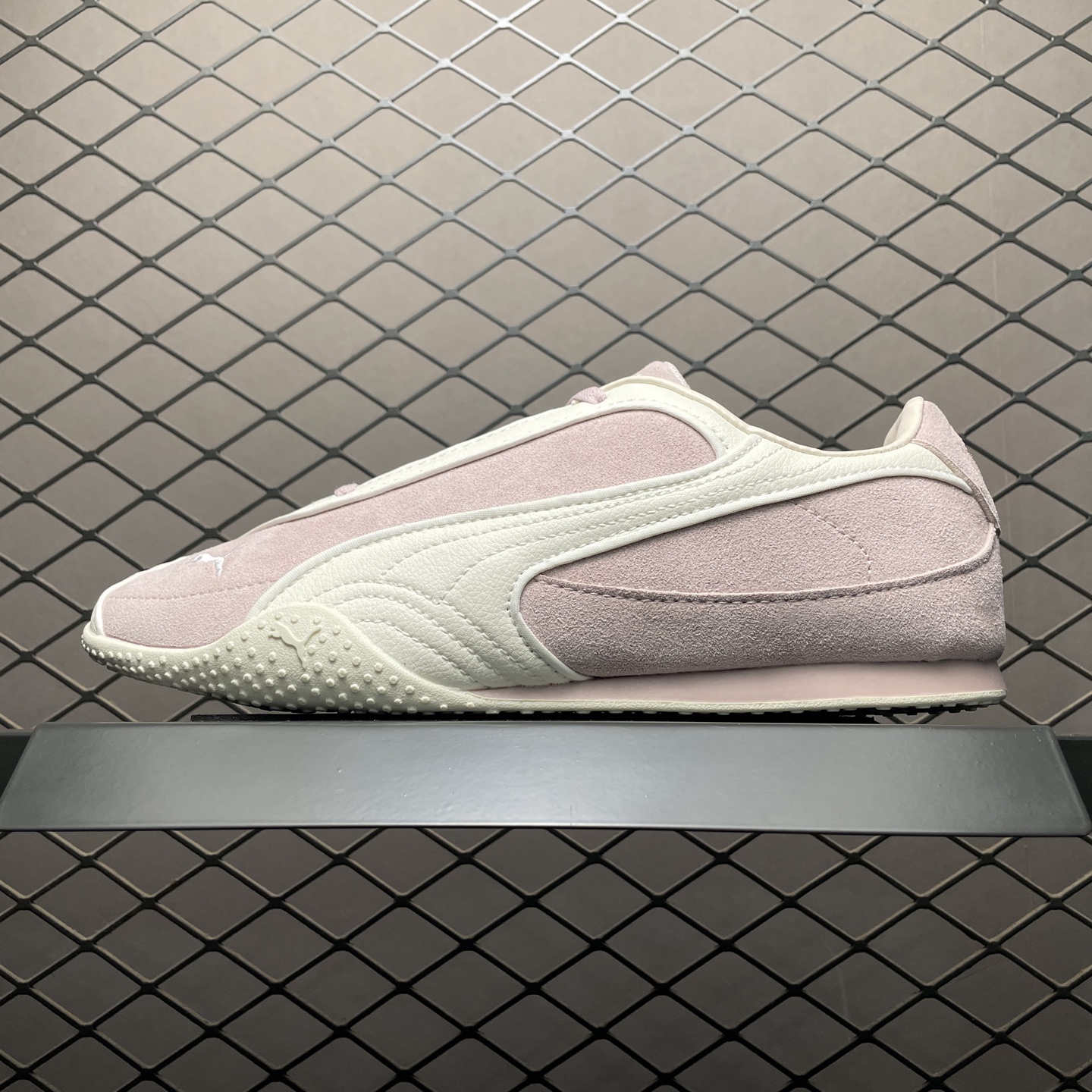 网红爆款 PUMA 彪马 Bella V2 Leather 时尚百搭 舒适 德训 薄底鞋休闲鞋 -01 