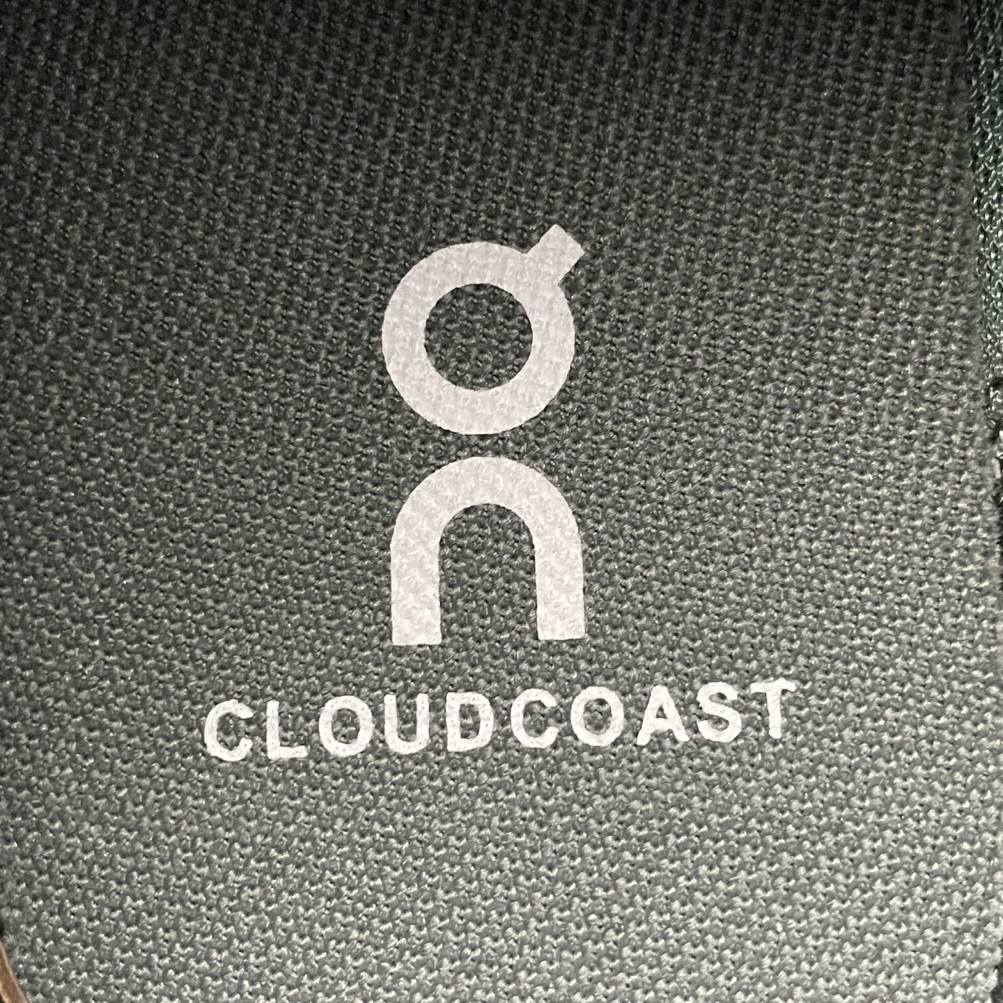 ON 昂跑 On Cloud 6 Coast 系列 网面透气运动鞋跑步鞋 运用了CLOUDTILT专利技