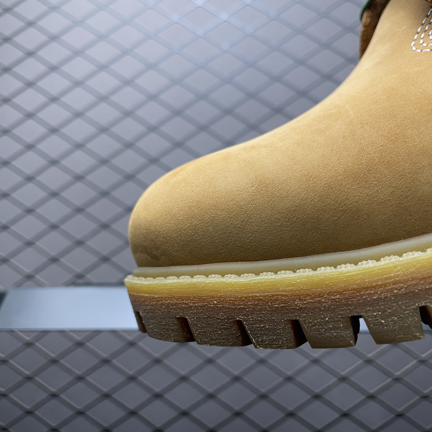 400 Timberland x Bape x Undefeated 添柏岚/天伯伦 猿人头 不败 三方联名限量款 卖爆了的经典联名款