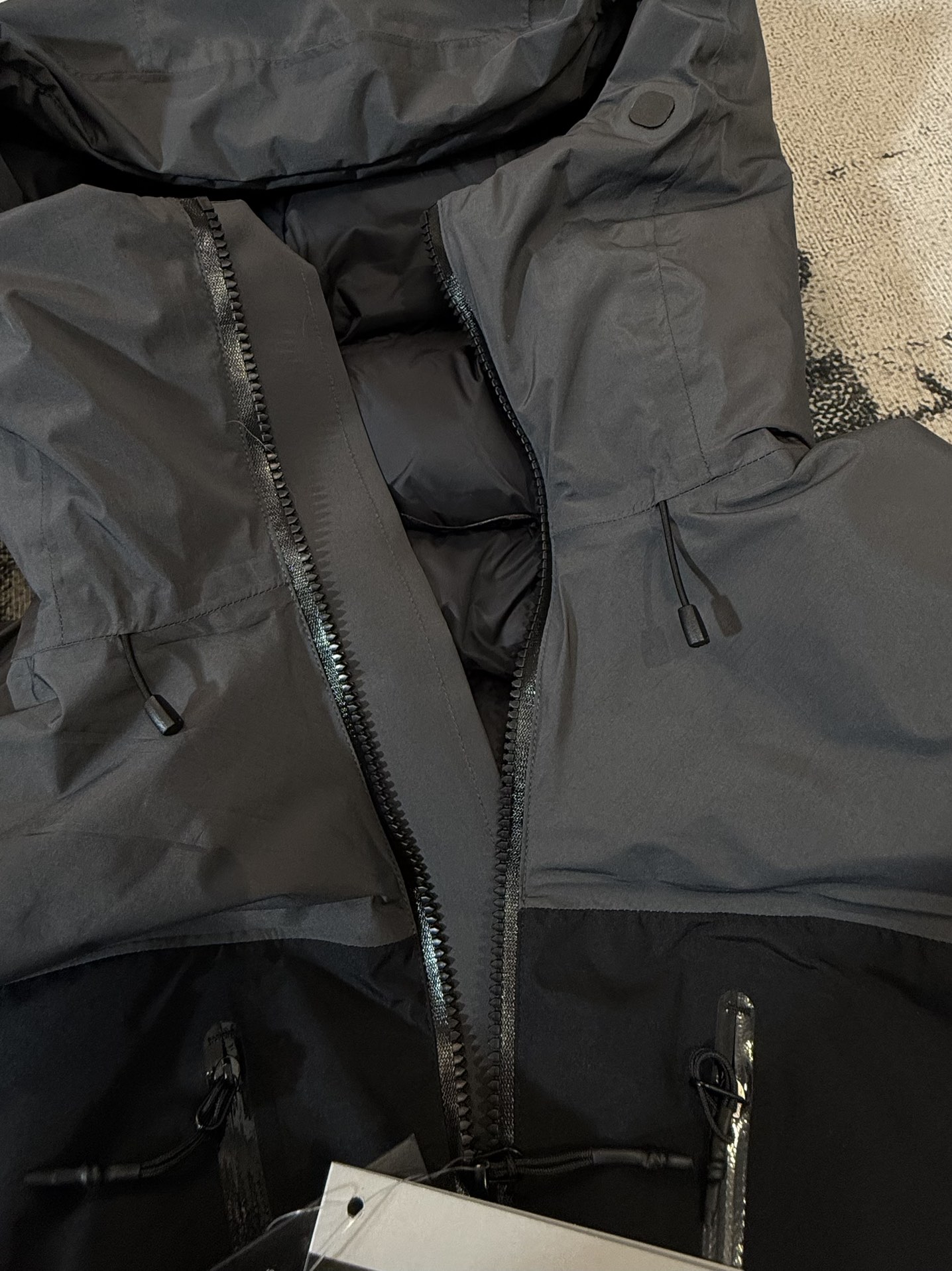 Arc’teryx Kobah Parka: Luxurious Winter Jacket with Cutting-Edge Technology - 图片 3