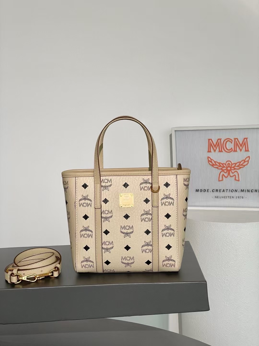 MCM 𝗠𝗖𝗠 𝗔𝗿𝗲𝗻 𝗩𝗶𝘀𝗲𝘁𝗼𝘀 𝗠𝗶𝗻𝗶