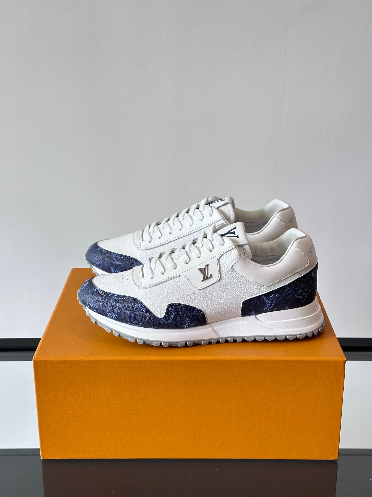 路易威登 Louis Vuitton 经典高奢皮鞋男鞋女鞋鞋履高跟鞋 #CF7956BF 3
