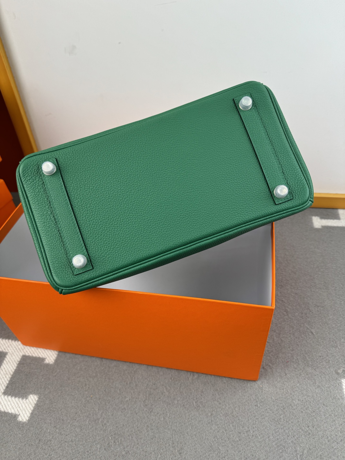 Hermès Birkin 30 Touch Emerald Green Togo Leather and Alligator Handbag 7 i1739690683975 5036 0 6